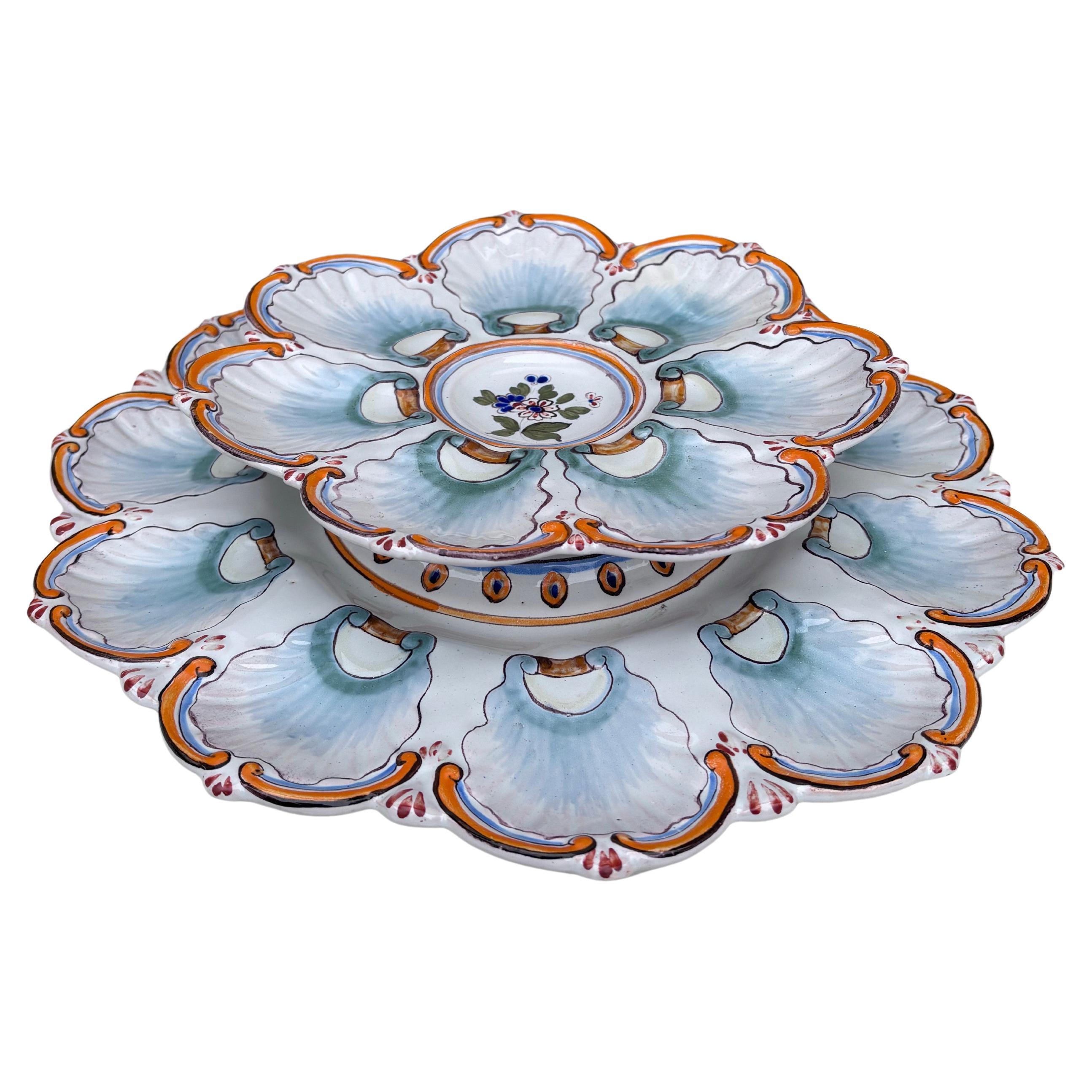 Raro plato de ostras de loza francesa estilo Saint Clement, hacia 1890 Provincial francés en venta