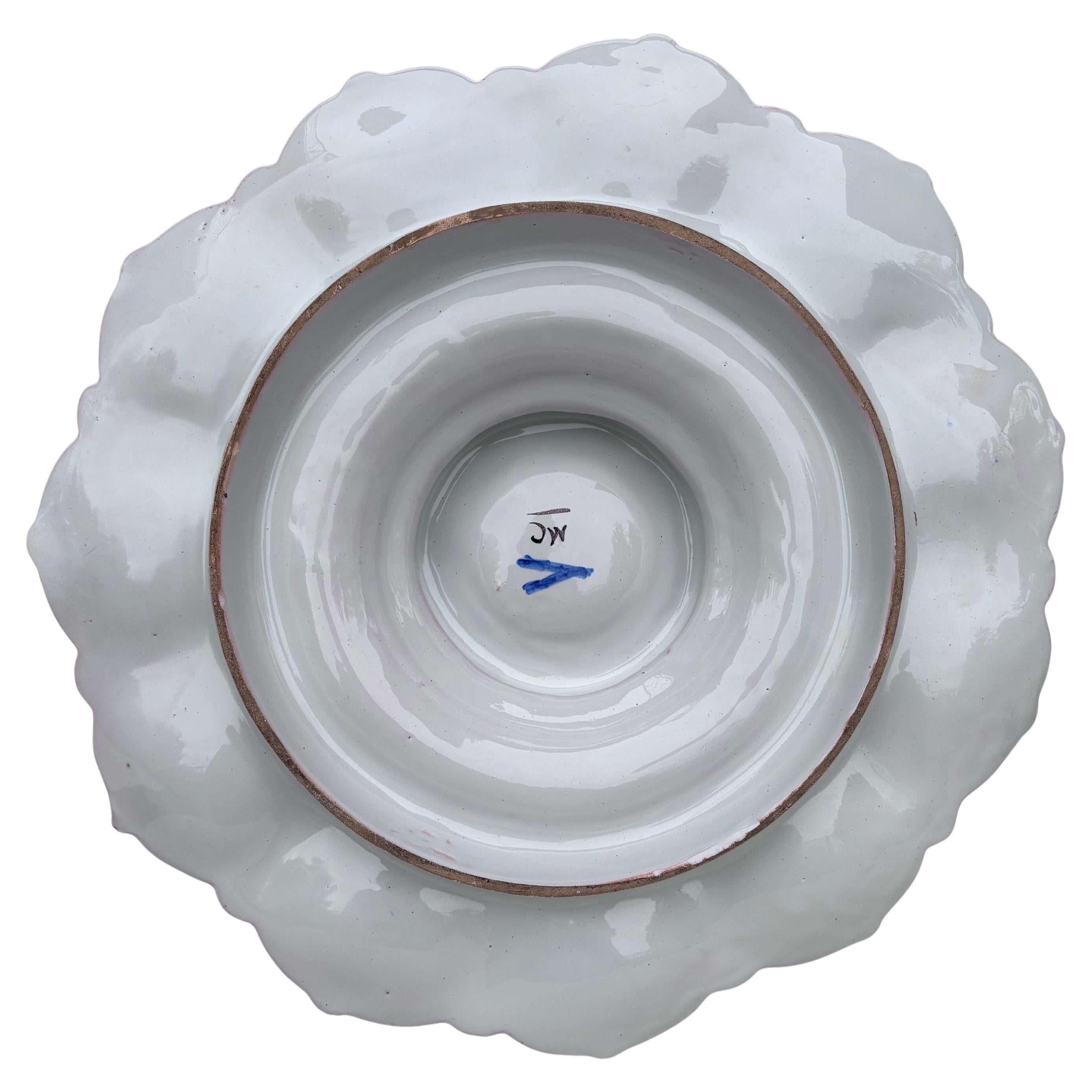 Raro plato de ostras de loza francesa estilo Saint Clement, hacia 1890 Fayenza en venta