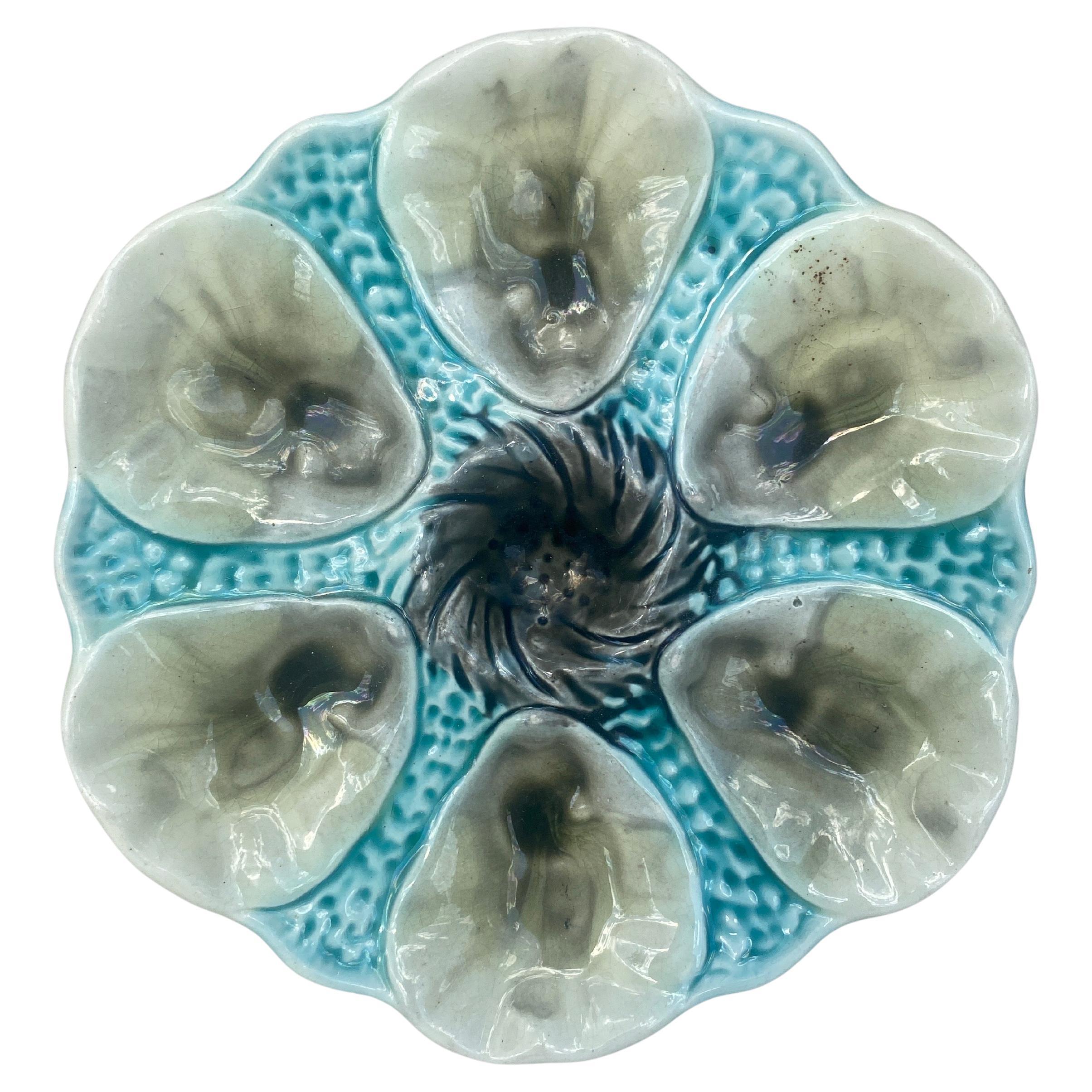 Piatto per ostriche in maiolica francese Orchies, 1910 circa