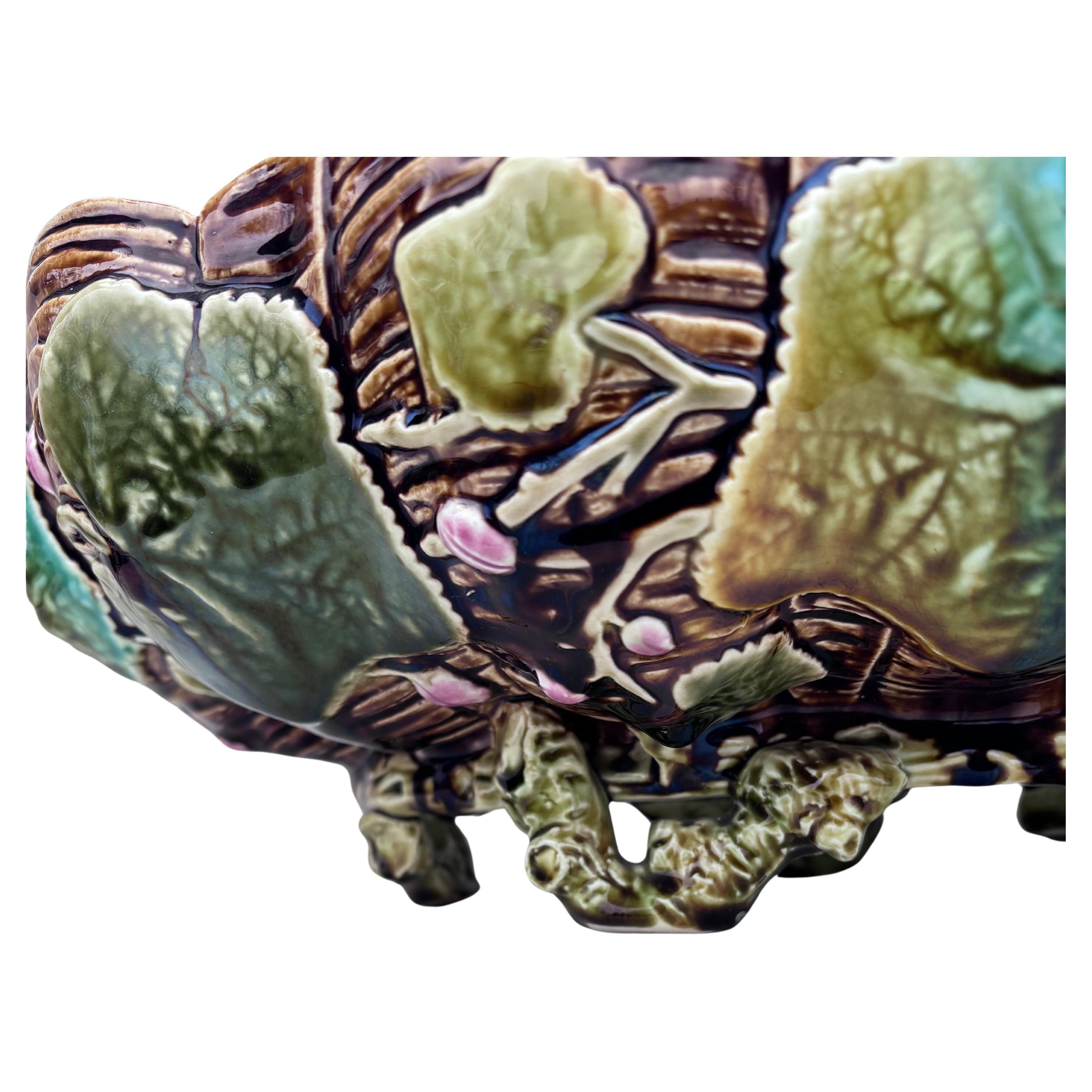 19th Century French Majolica Pumpkin Leaves Centerpiece Choisy-le-Roi In Excellent Condition For Sale In Austin, TX