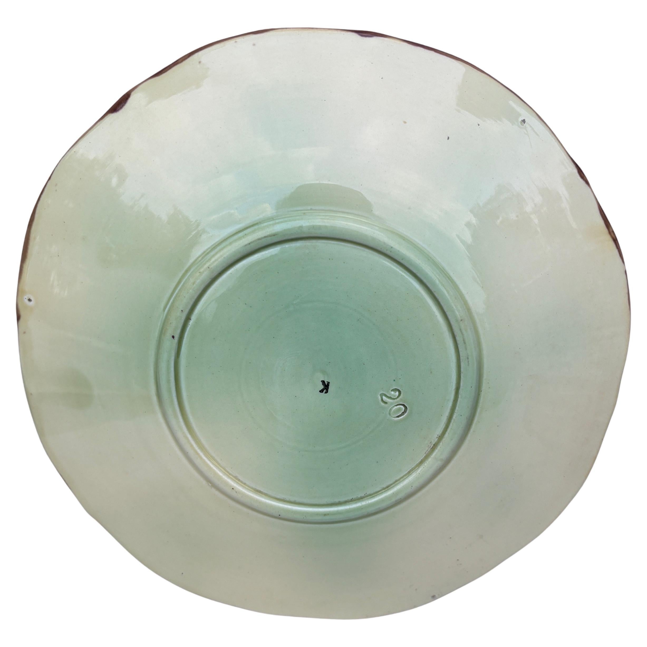Set of 6 Large German Majolica Chesnut Leaves Plate Circa 1900 In Good Condition For Sale In Austin, TX