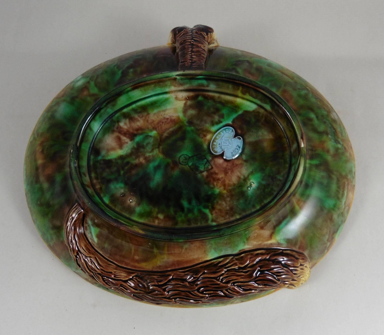 Majolica George Jones Fox Serving Tray circa 1869 In Good Condition For Sale In Austin, TX