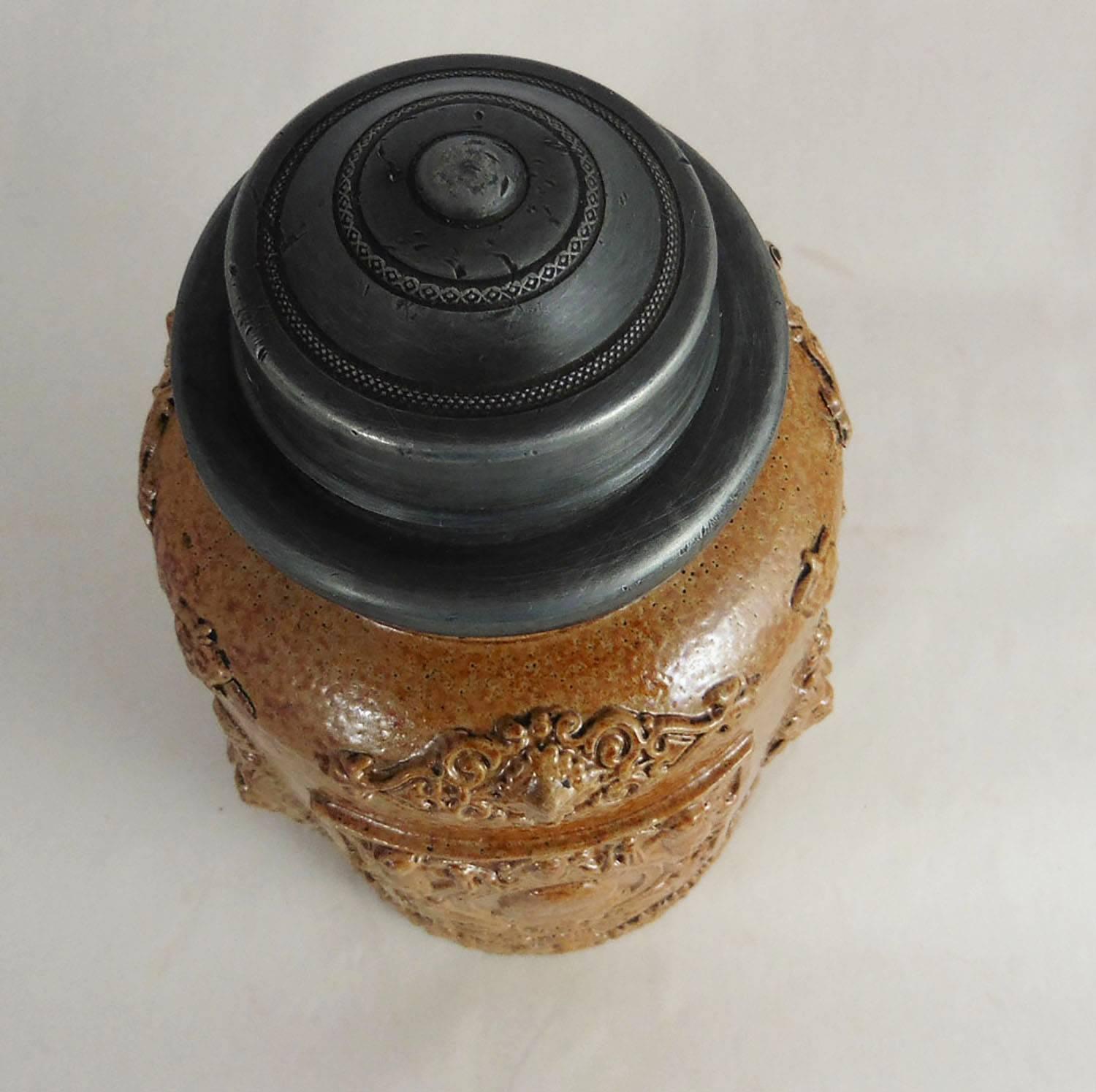 19th French Pottery Tobacco Jar Humidor Renaissance Style In Good Condition In Austin, TX
