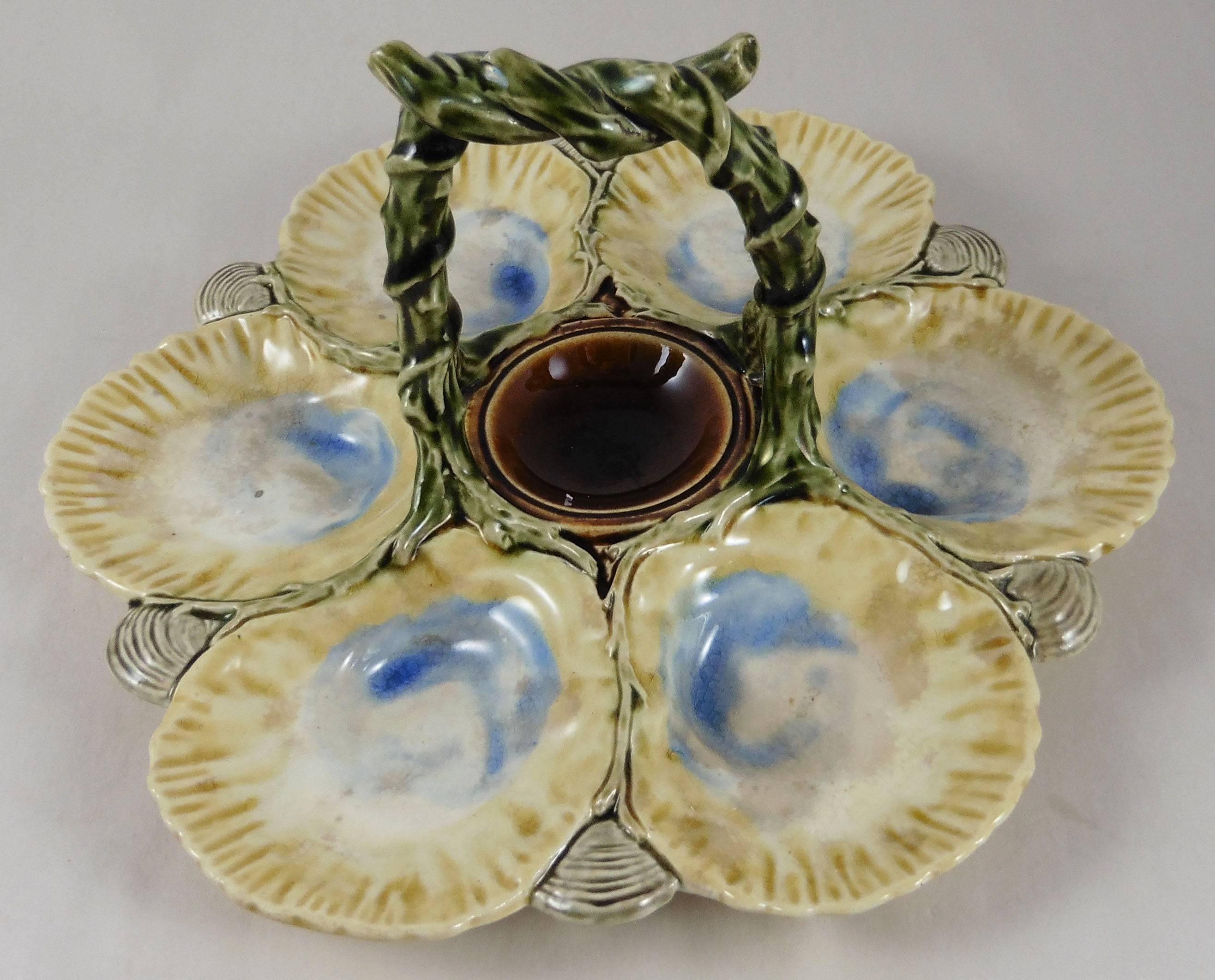 Victorian 19th Century Rare Majolica Oyster Basket Server Choisy Le Roi For Sale