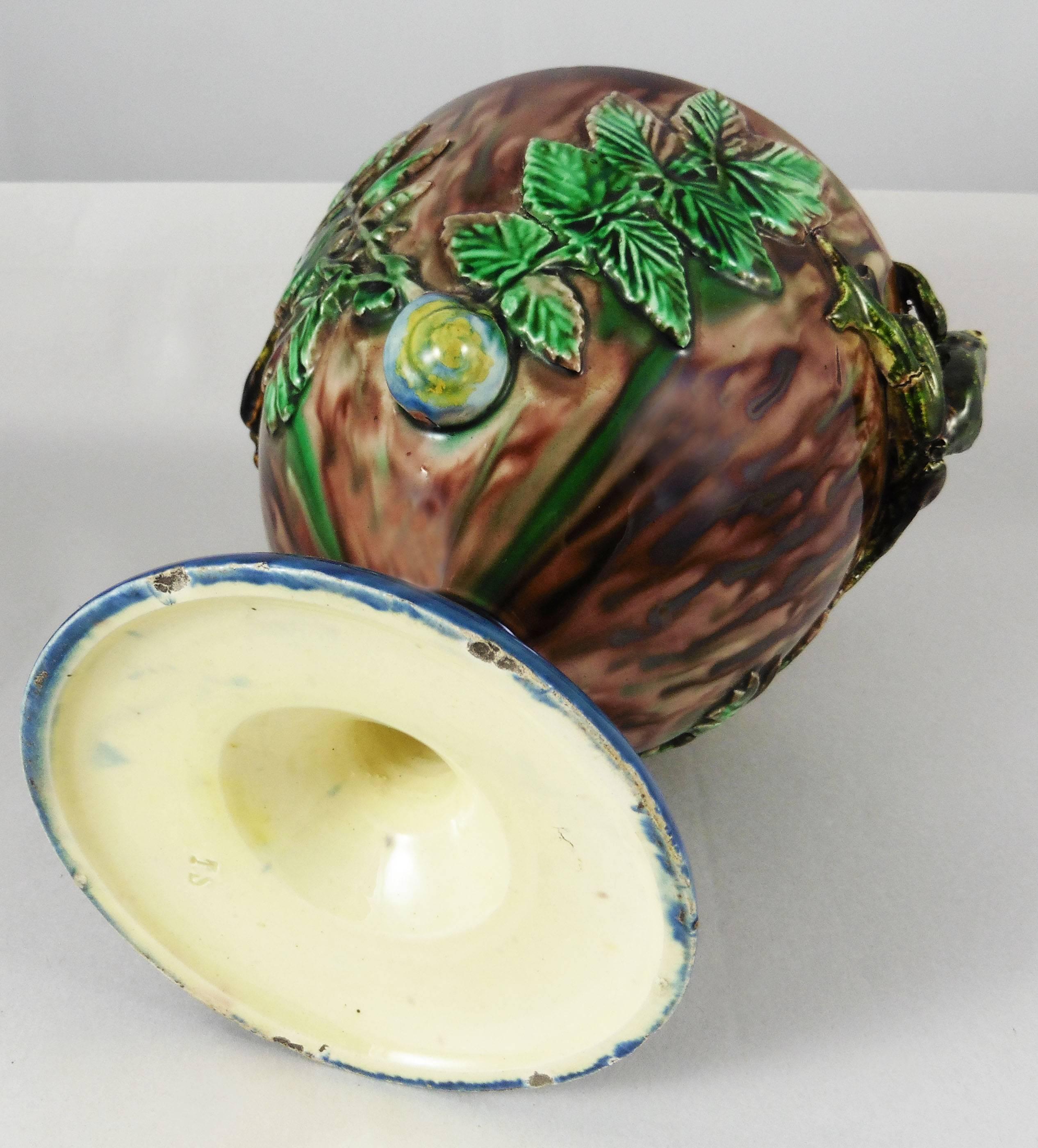 Français Vase grenouille palissy en majolique du 19ème siècle de Thomas Sergent en vente