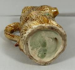 Brocca in maiolica con scoiattolo Poet Laval, 1900 circa