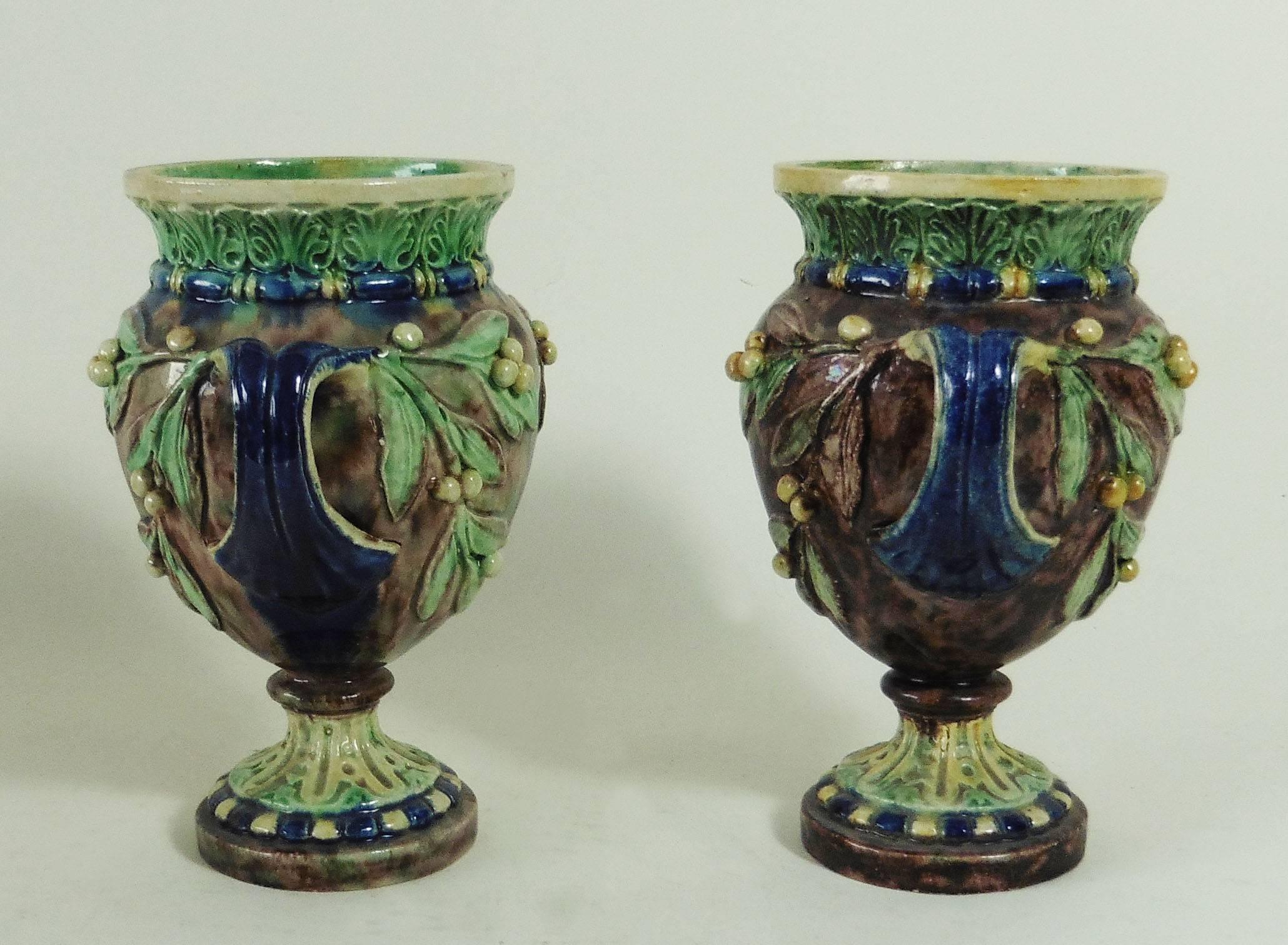 Palissy pair of small handled vases decorated with mistletoe, circa 1880.
The School of Paris was composed by makers as Victor Barbizet, Francois Maurice, Thomas Sergent, Georges pull, it's a group of ceramists who produced Palissy pieces at the