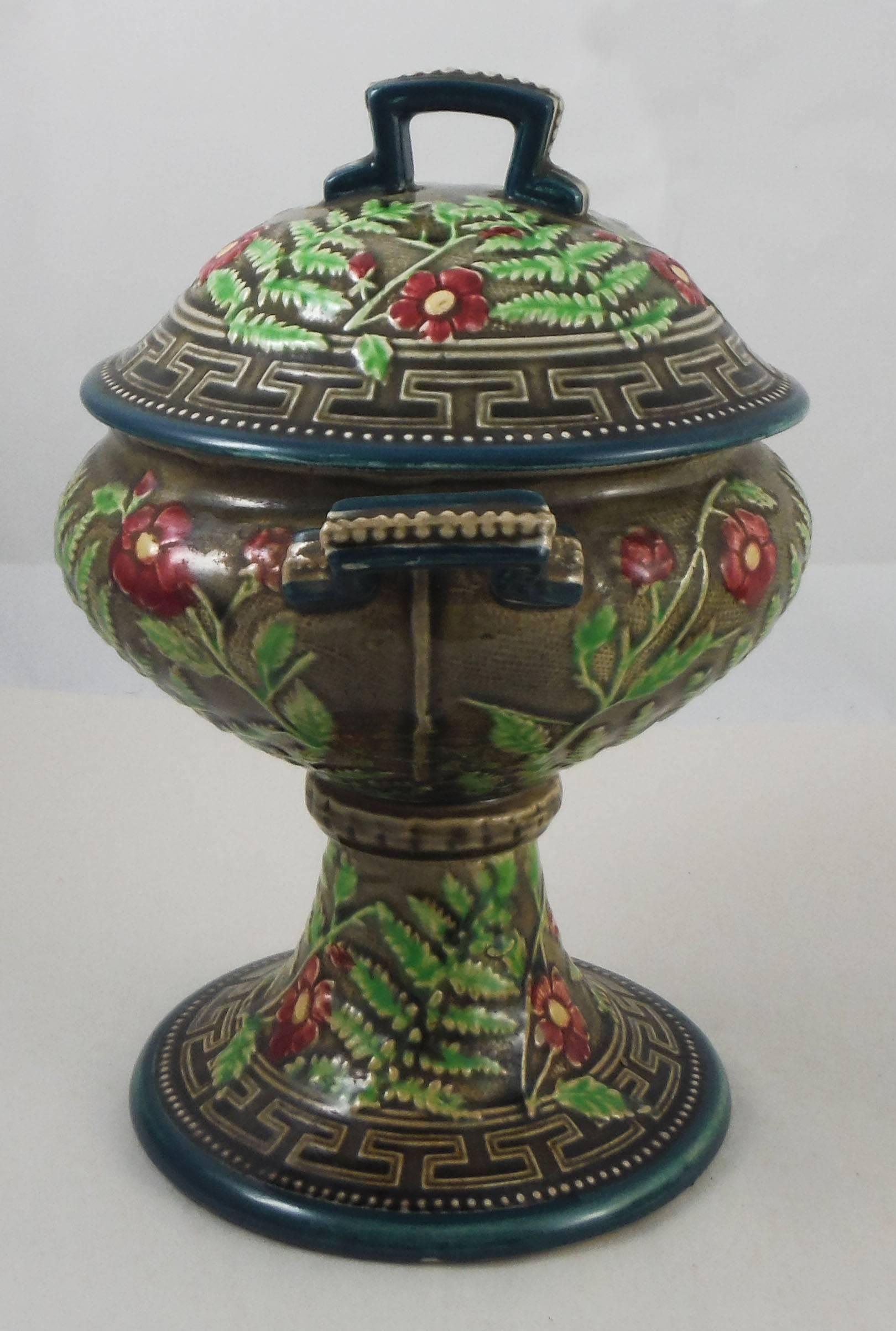 19th Century Majolica Lidded Bowl, Choisy Le Roi In Good Condition In Austin, TX