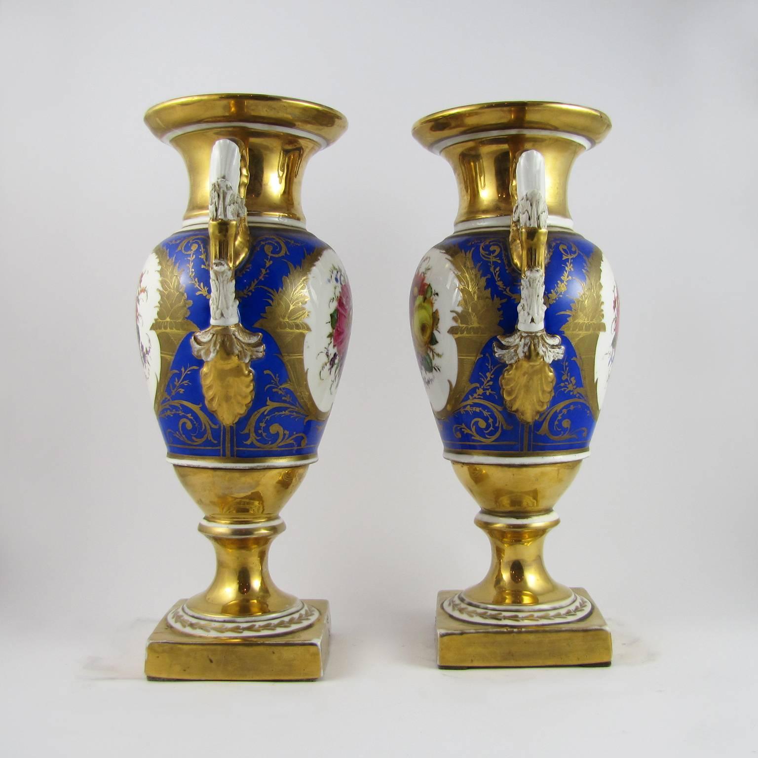 French 19th Century Pair of Parisian Empire Vases in Gilded and Polychrome Porcelain
