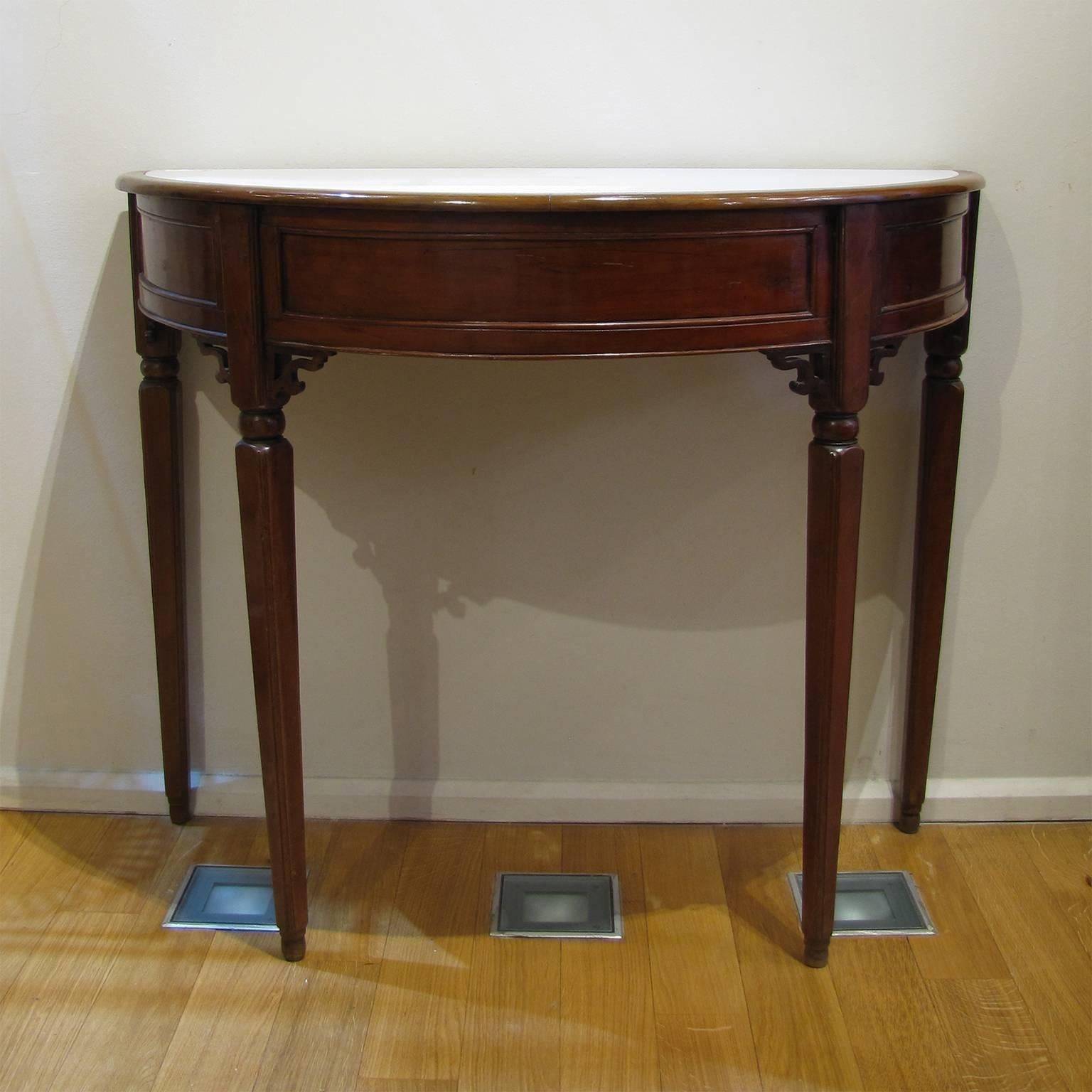 Louis XVI Two Italian Mid-19th Century Side Tables in Mahogany Wood with White Marble Top For Sale