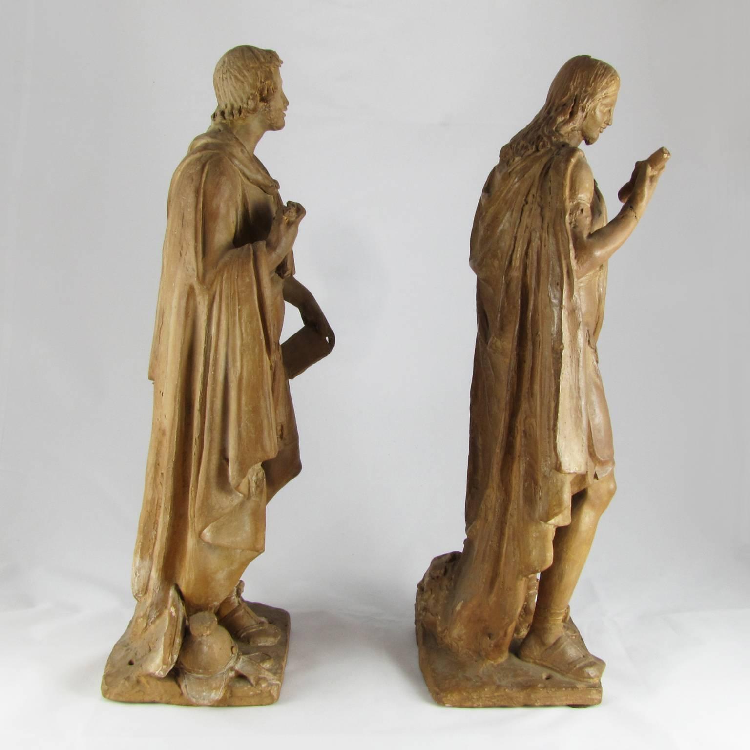 Two Early 18th Century Italian Unglazed Terracotta Sculptures Depicting Saints In Good Condition In Firenze, IT