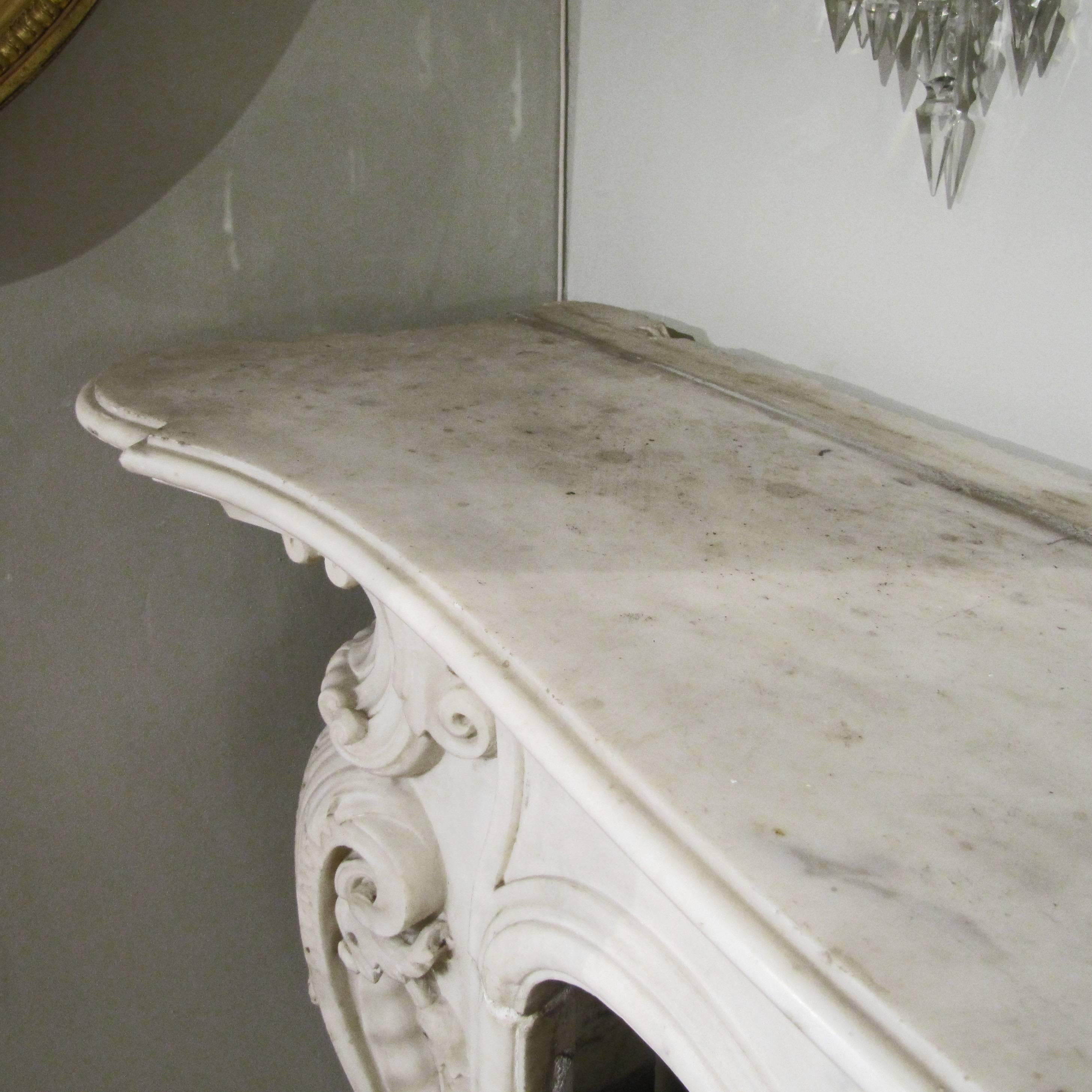 Italian 19th Century White Carrara Marble Louis XV Fireplace 3