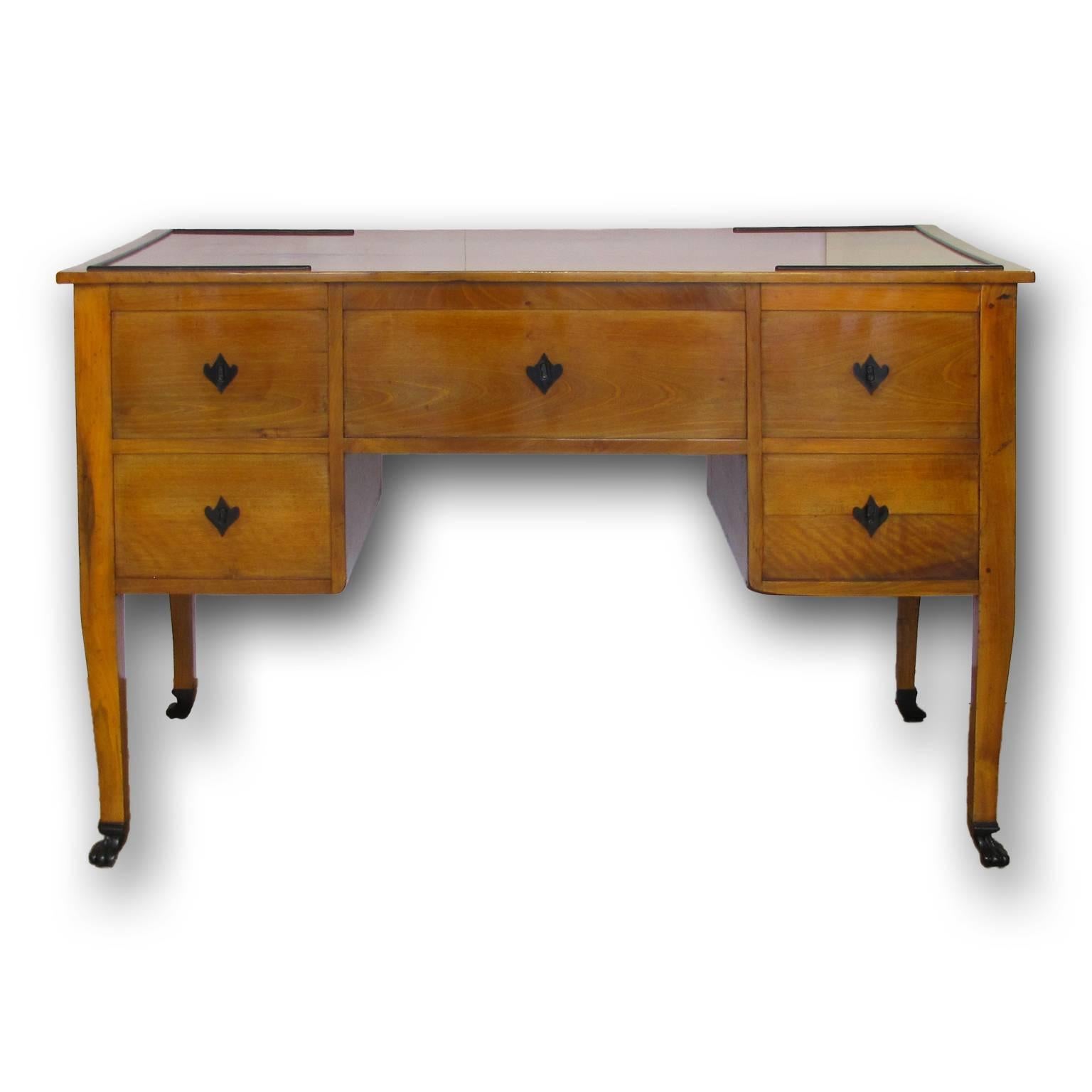 Italian Late 18th Century Directoire Bureau Plat or Writing Desk in Cherrywood In Good Condition In Firenze, IT