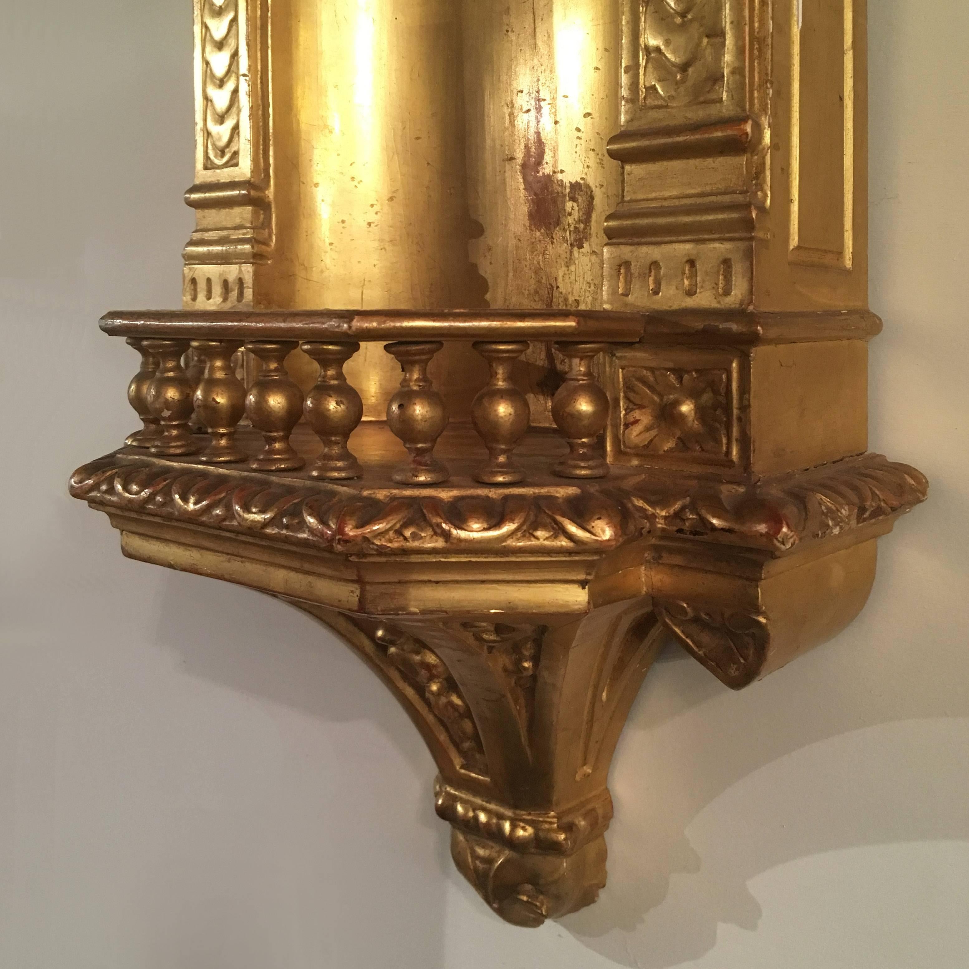 Italian Mid-19th Century Architectural Niche in Carved Giltwood 2