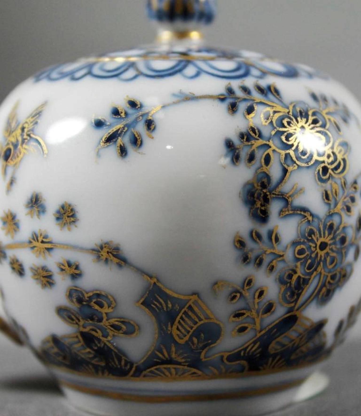 German  18th Century Authentic Meissen Diminutive Tea Pot