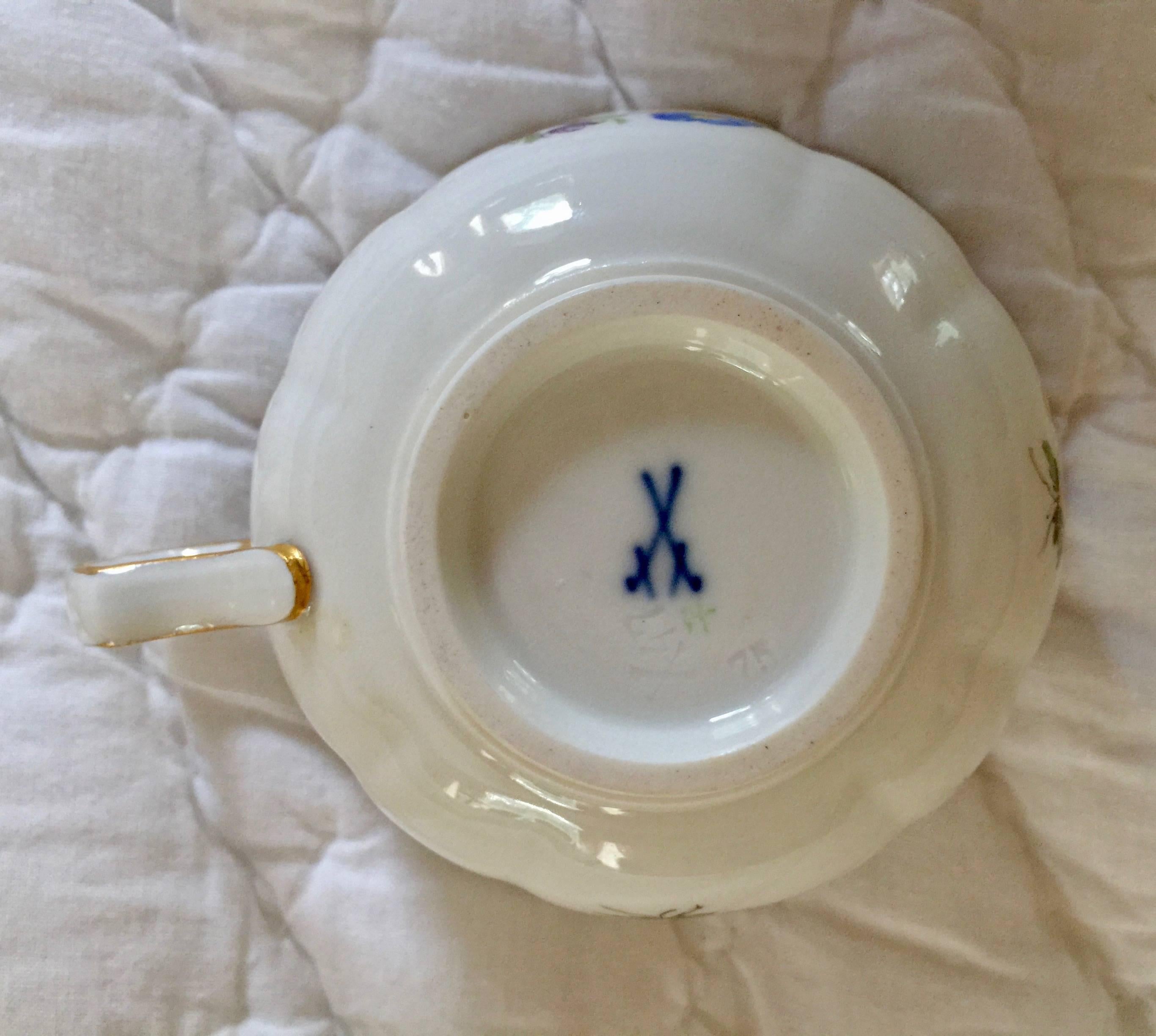 19th Century Meissen  Porcelain Painted Gilt Cup & Saucer For Sale 3