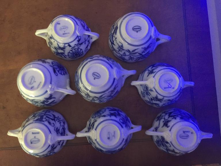 Meissen Blue Onion Cups and Saucers Set of Eight For Sale 3