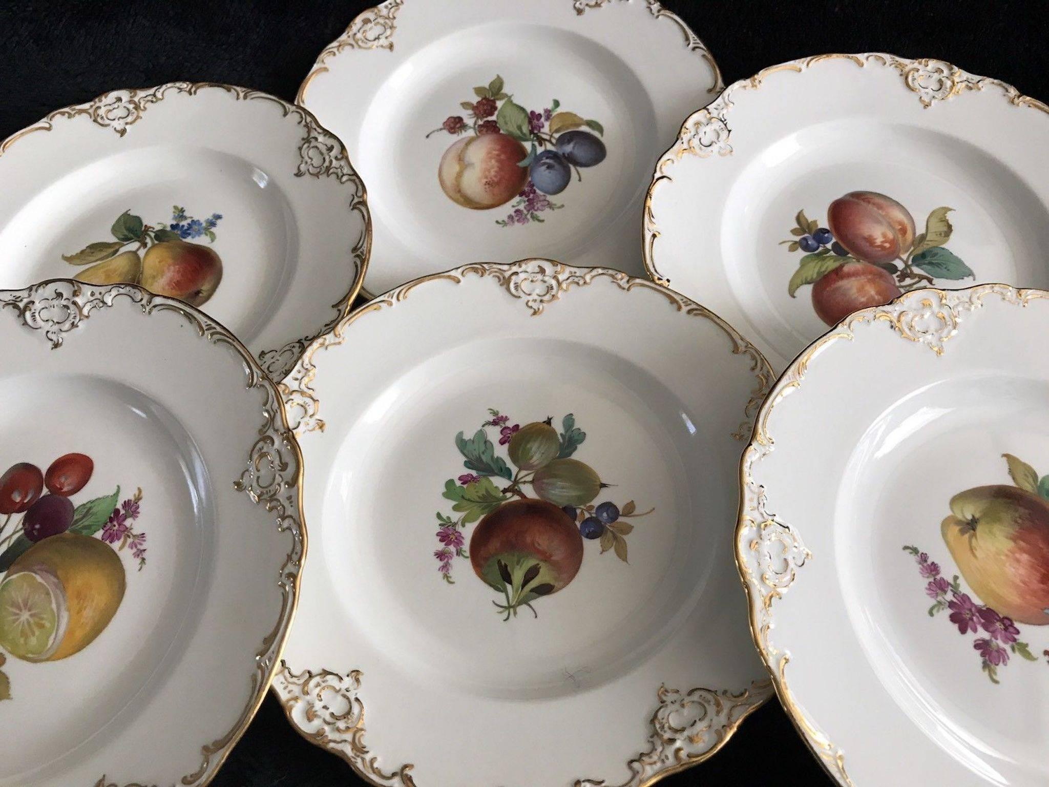 German Set of Six Antique Meissen Porcelain Floral Cabinet Plates Marcaloni Period For Sale