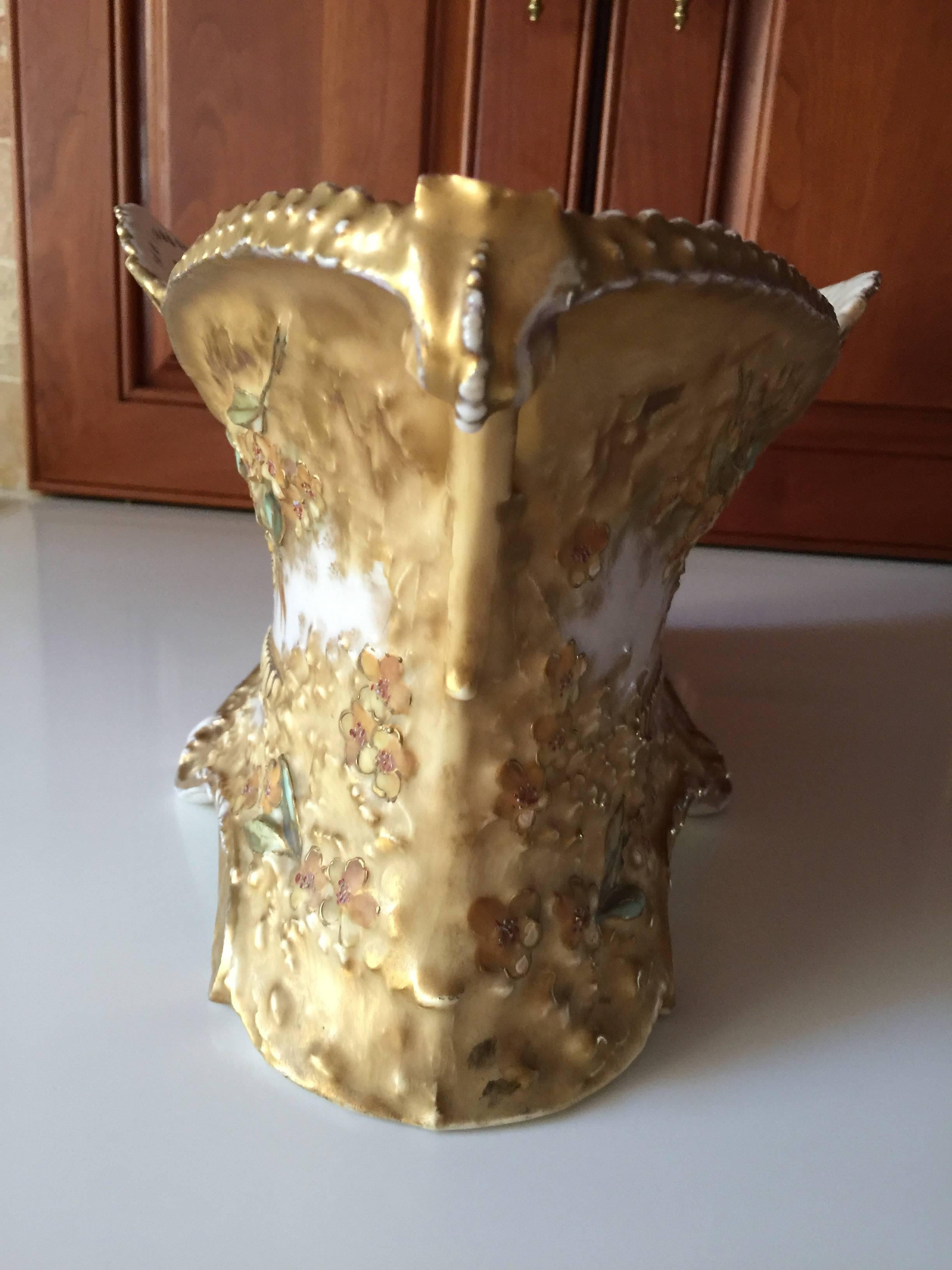 19th Century Gilded and Hand-Painted Floral Jardiniere Wien Teplitz In Good Condition In Washington Crossing, PA