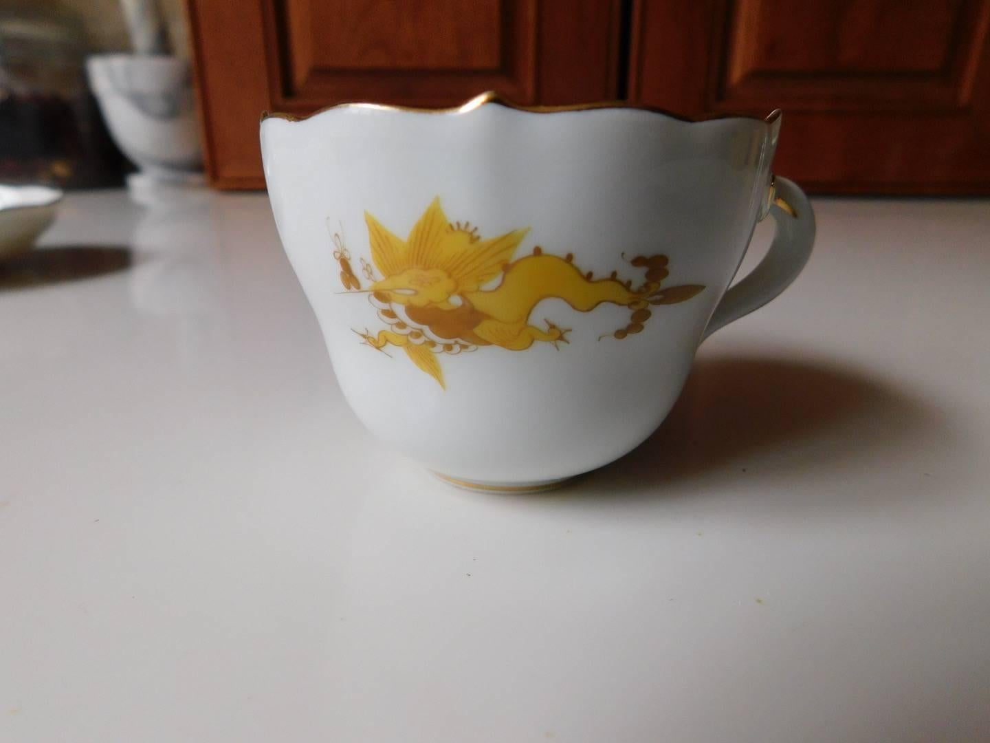 Meissen Porcelain Golden Dragon Teacup and Saucer In Excellent Condition In Washington Crossing, PA