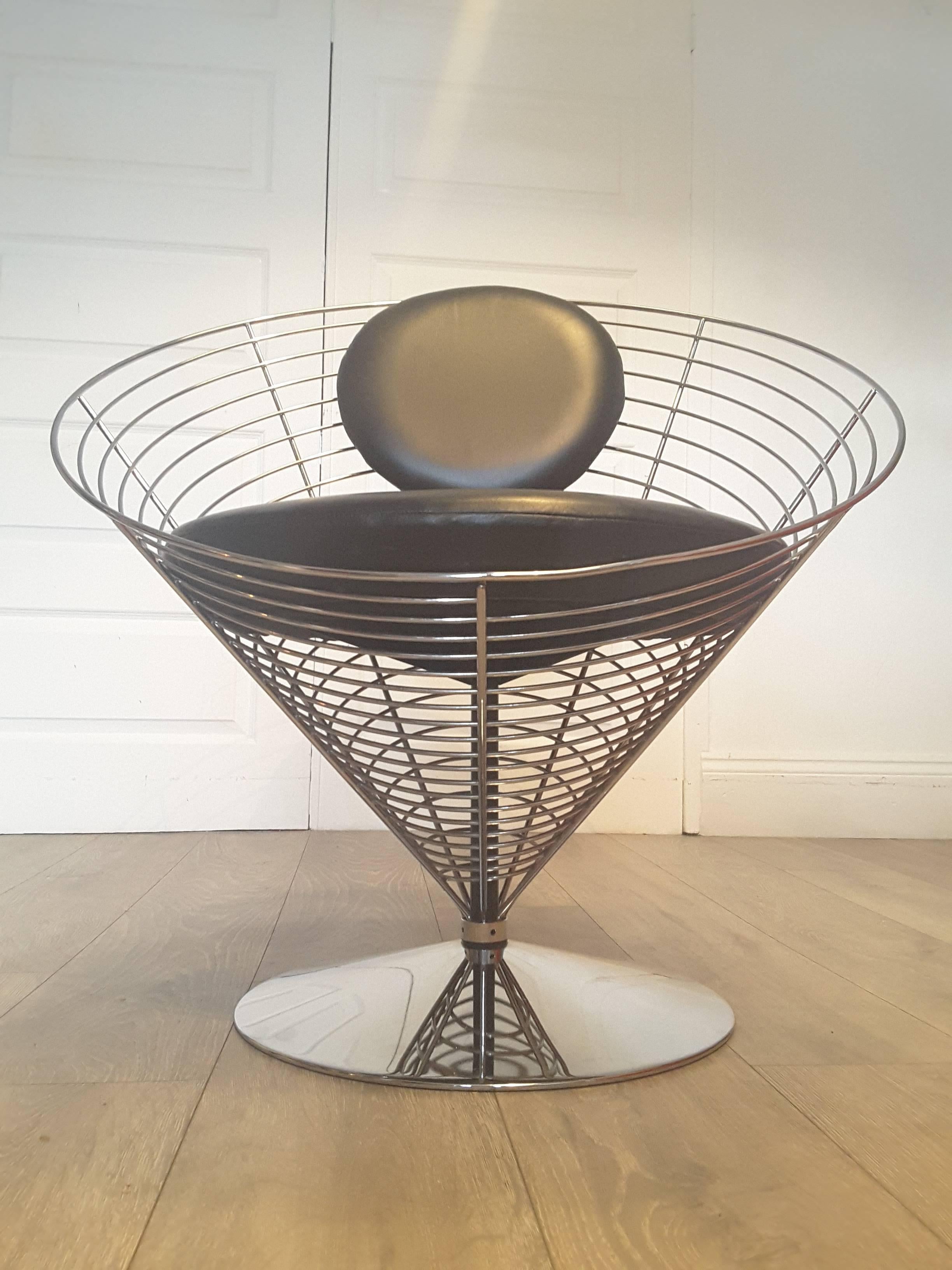 Mid-Century Modern Leather Wire Cone Swivel Chair by Verner Panton 1