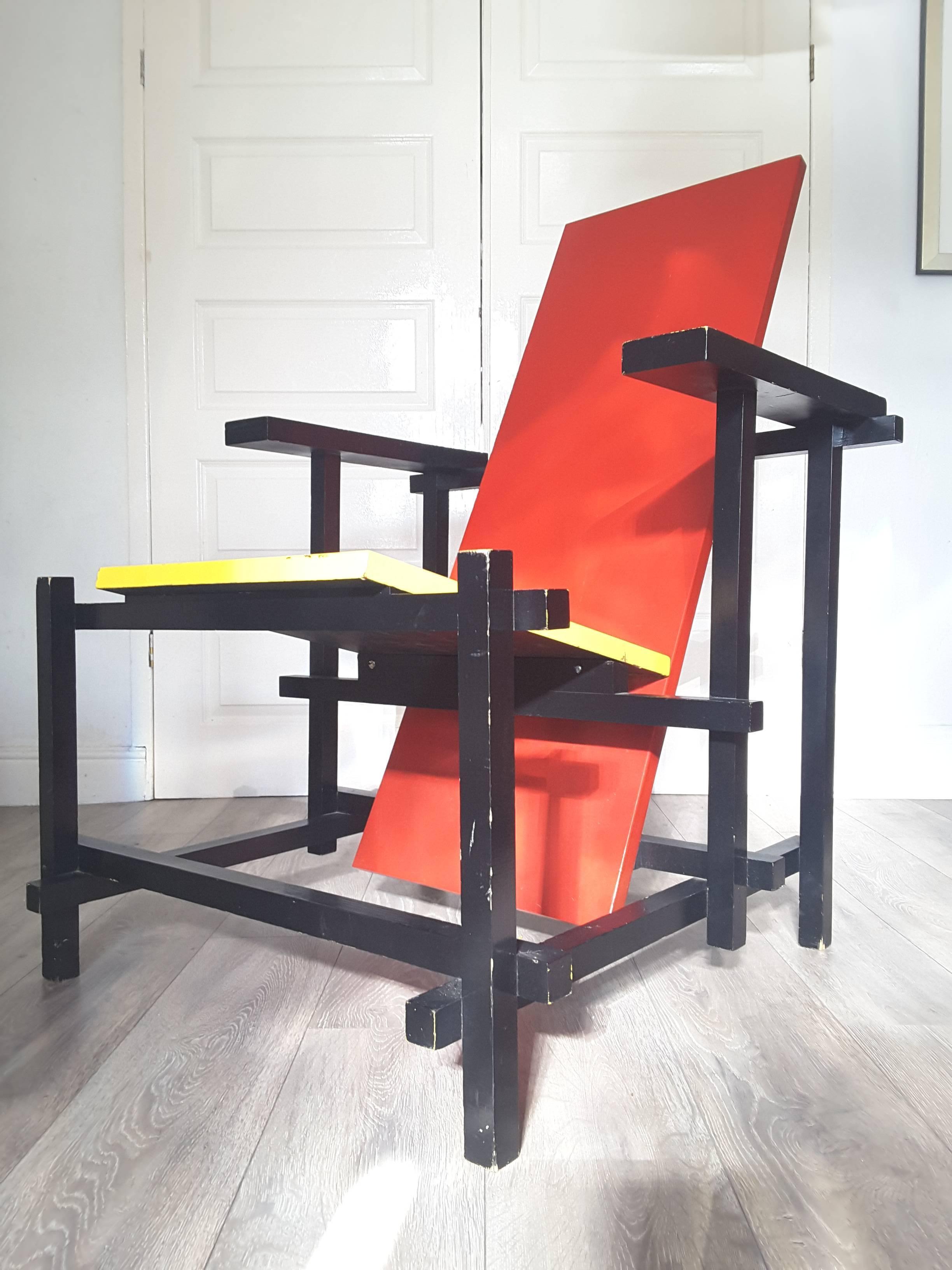 Mid-Century Modern Rietveld Red Blue Chair For Sale 5