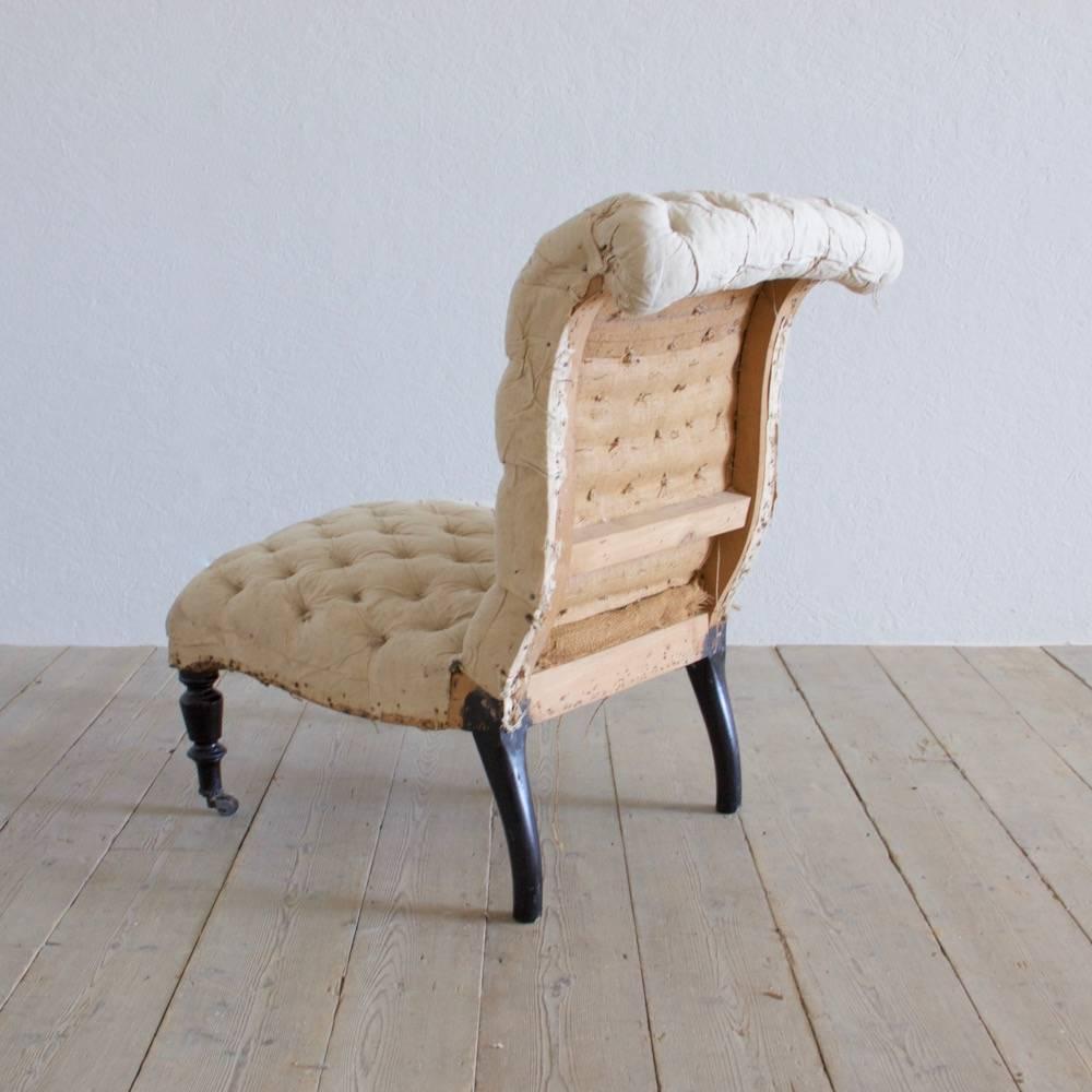 French Buttoned Slipper Chair