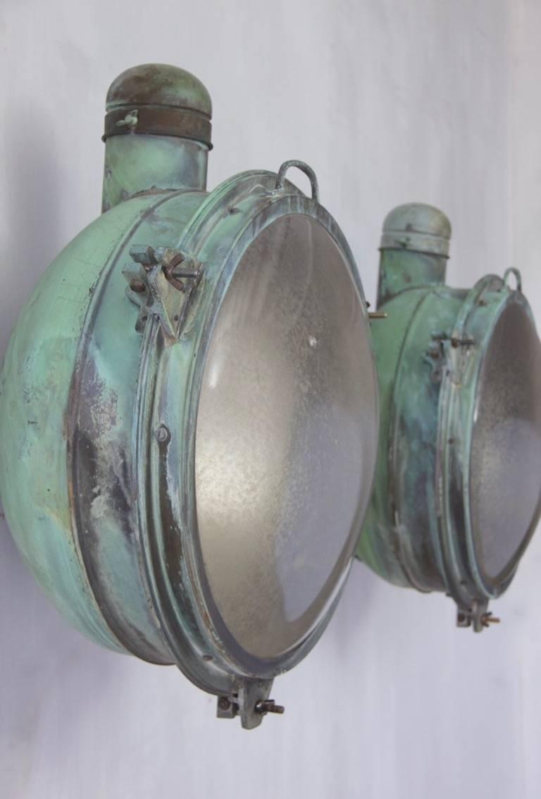 1920s Pair of Copper Holophane Wall Lights In Good Condition For Sale In Stamford, GB