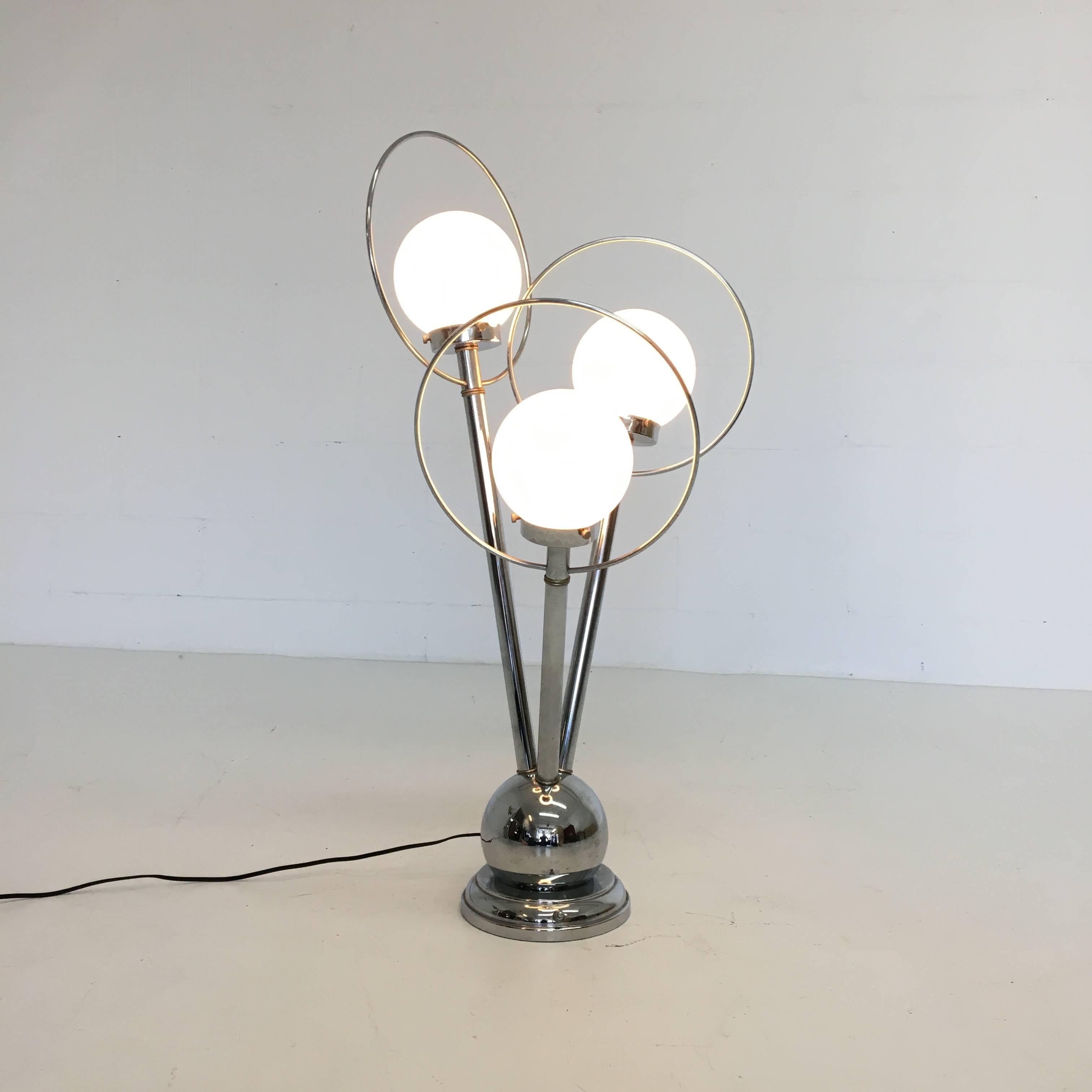 Sonneman Three-Bulbed Table Lamp in Chrome In Good Condition For Sale In New Hyde Park, NY
