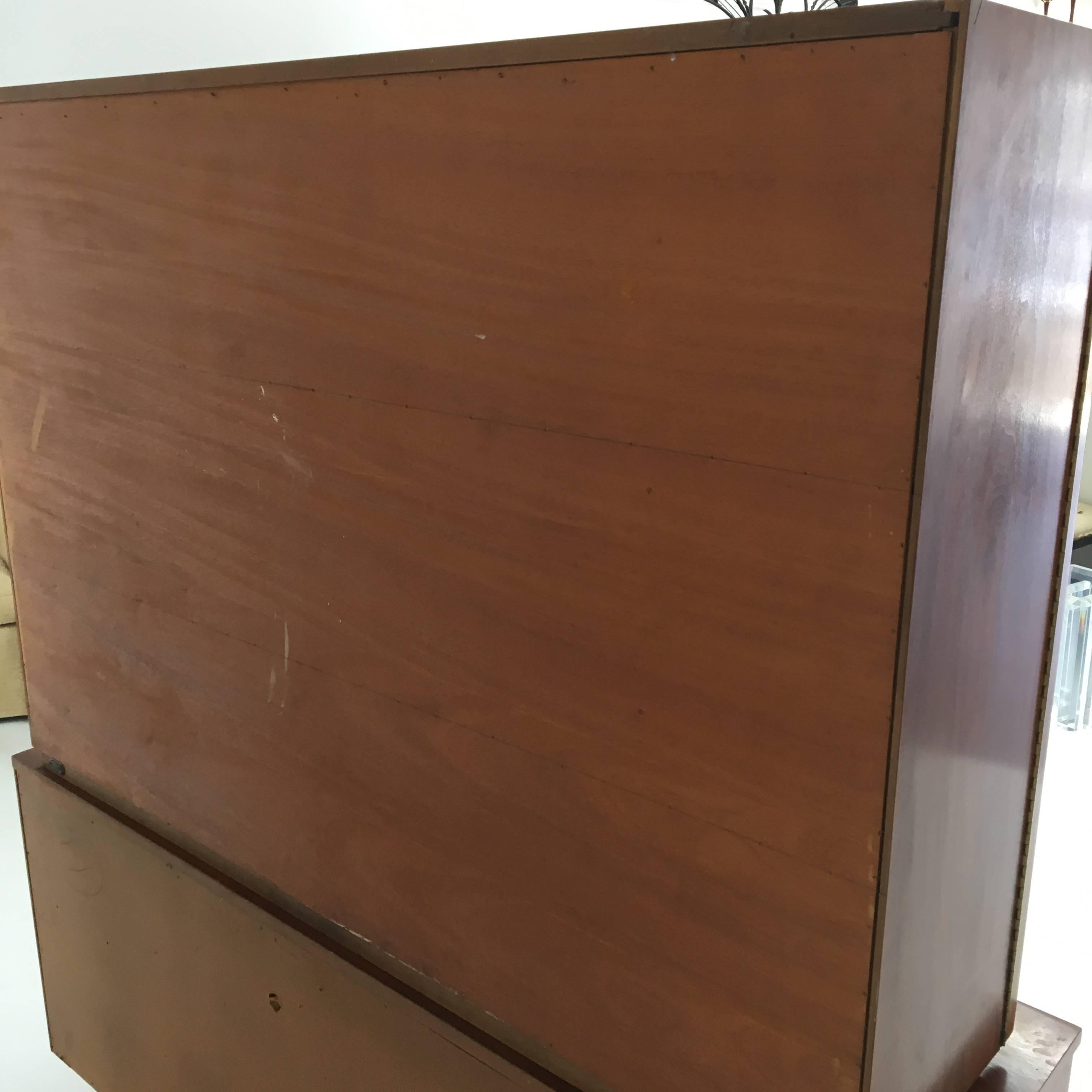 Mid-Century Modern Sideboard and Hutch in the Brasilia Style 3