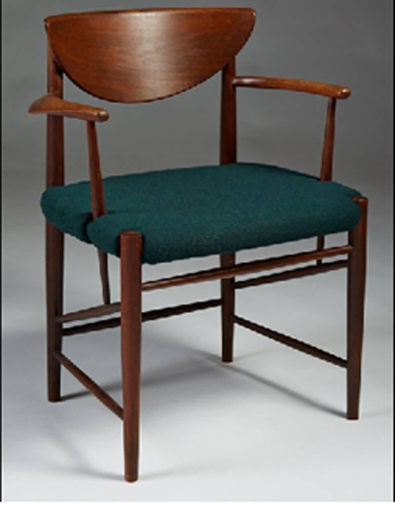 Patinated Exceptional Peter Hvidt Dining Chars and Armchairs Set, Rare First Edition For Sale