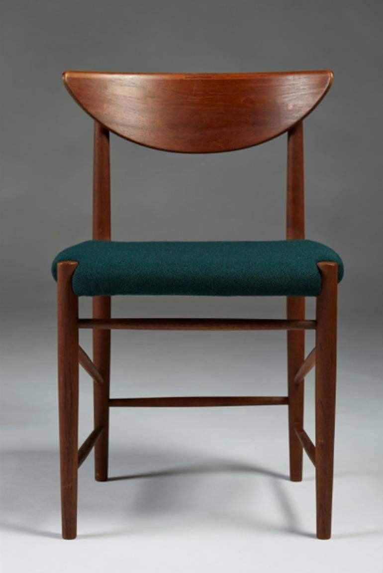 20th Century Exceptional Peter Hvidt Dining Chars and Armchairs Set, Rare First Edition For Sale