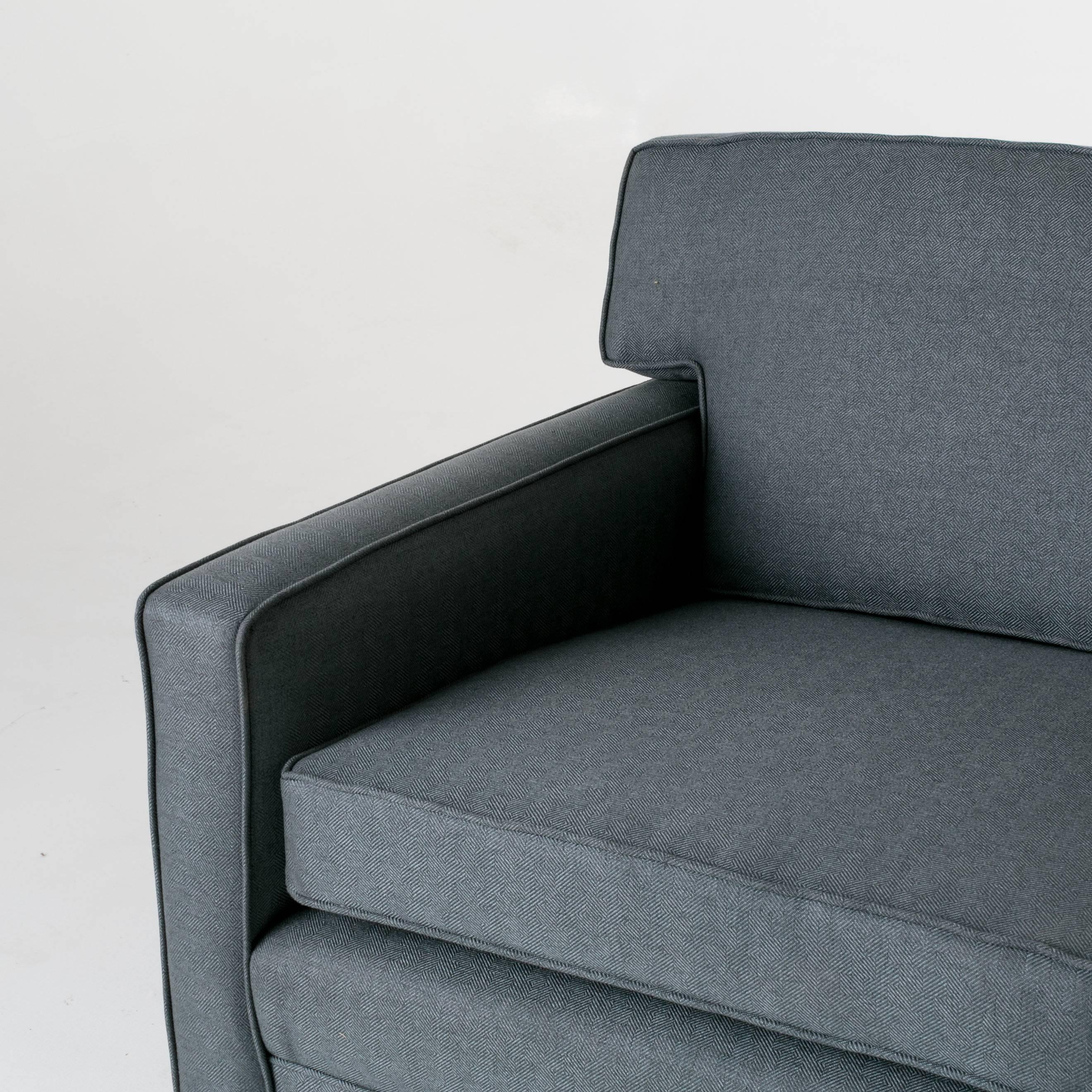 Mid-Century Angular Gray Sofa Love Seat Settee with Black Oil Walnut Feet For Sale 3