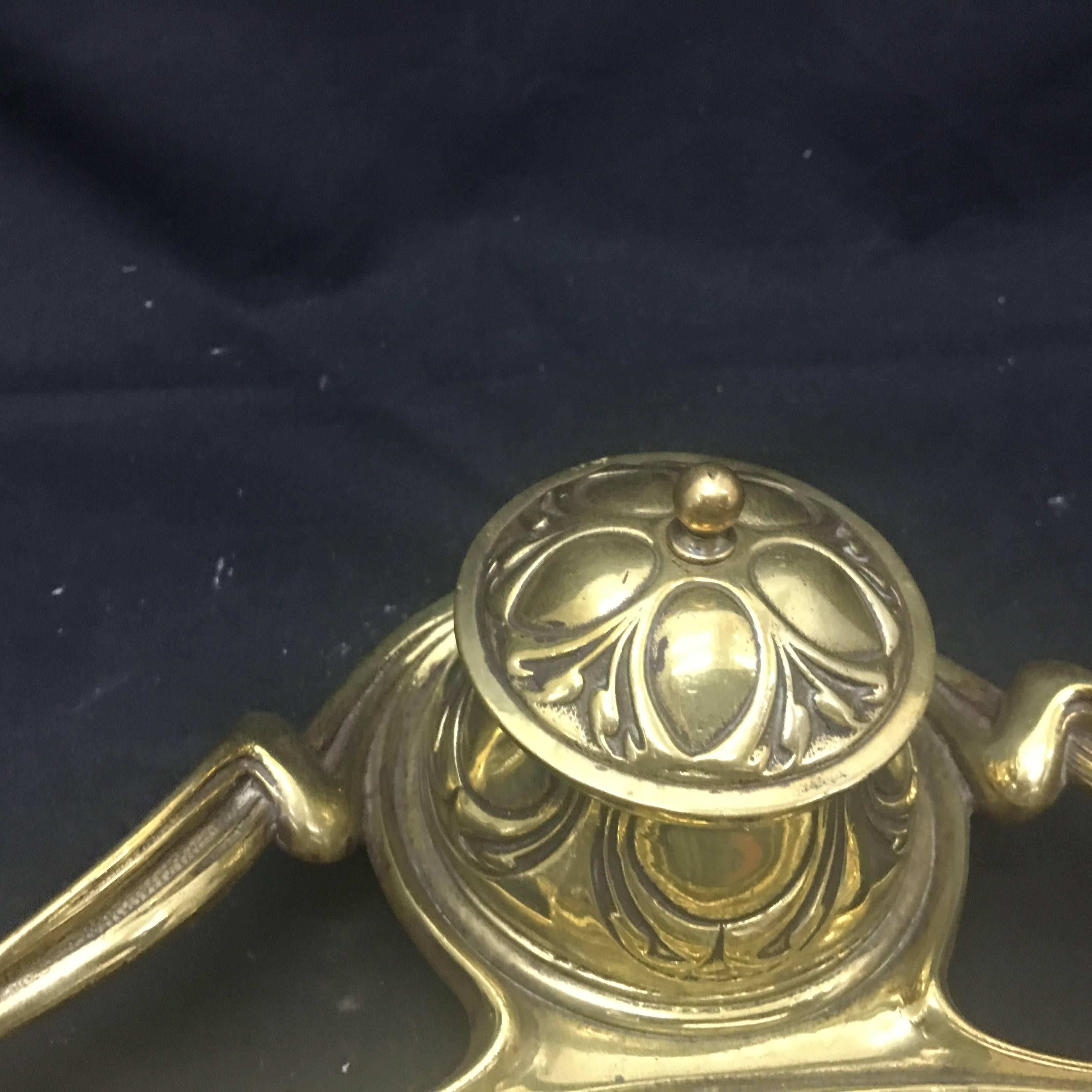 Particular brass inkwell probably made in England, nice conditions overall, only the cover of the glass probably was hinged with the base but it's not a problem because rested well.