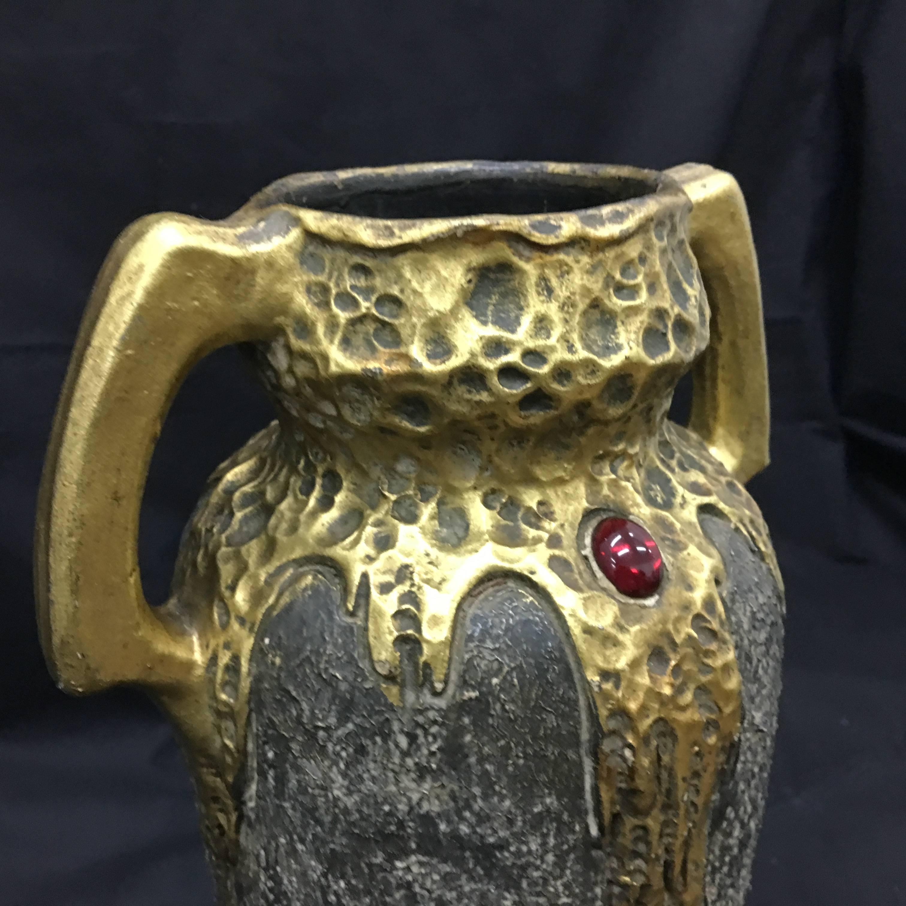 Judgenstil ceramic vase made in Germany, circa 1900, perfect conditions, lovely style. Marked Gesetzlich Geschützt on the bottom.