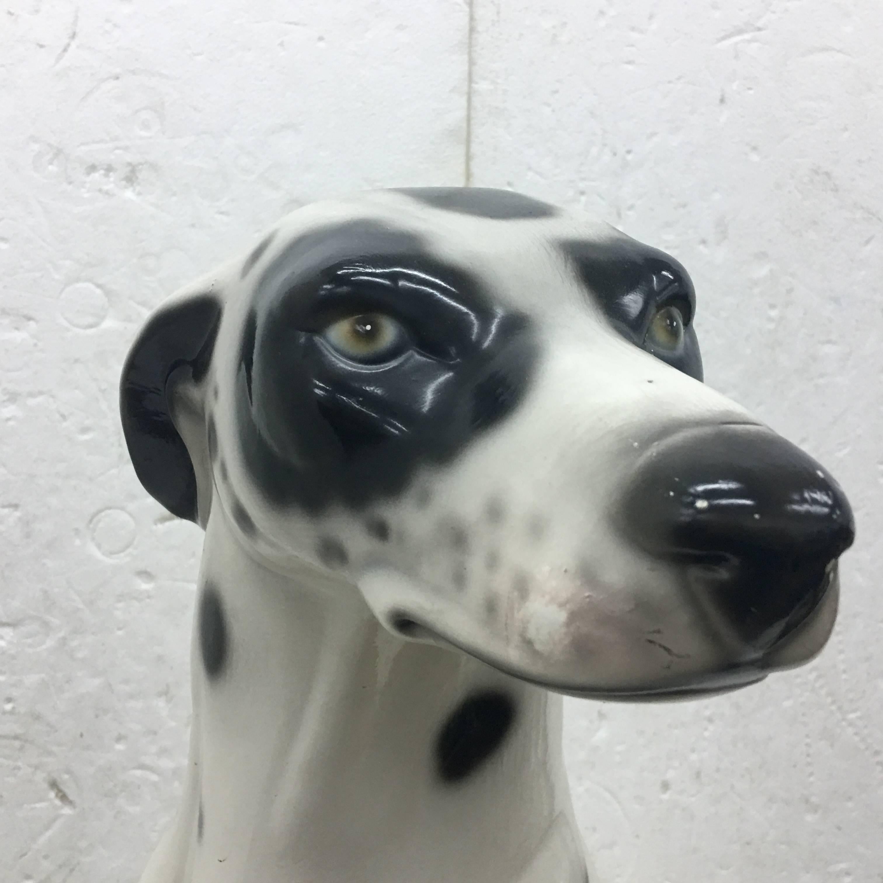 Italian ceramic white and black pointer, in perfect conditions.
