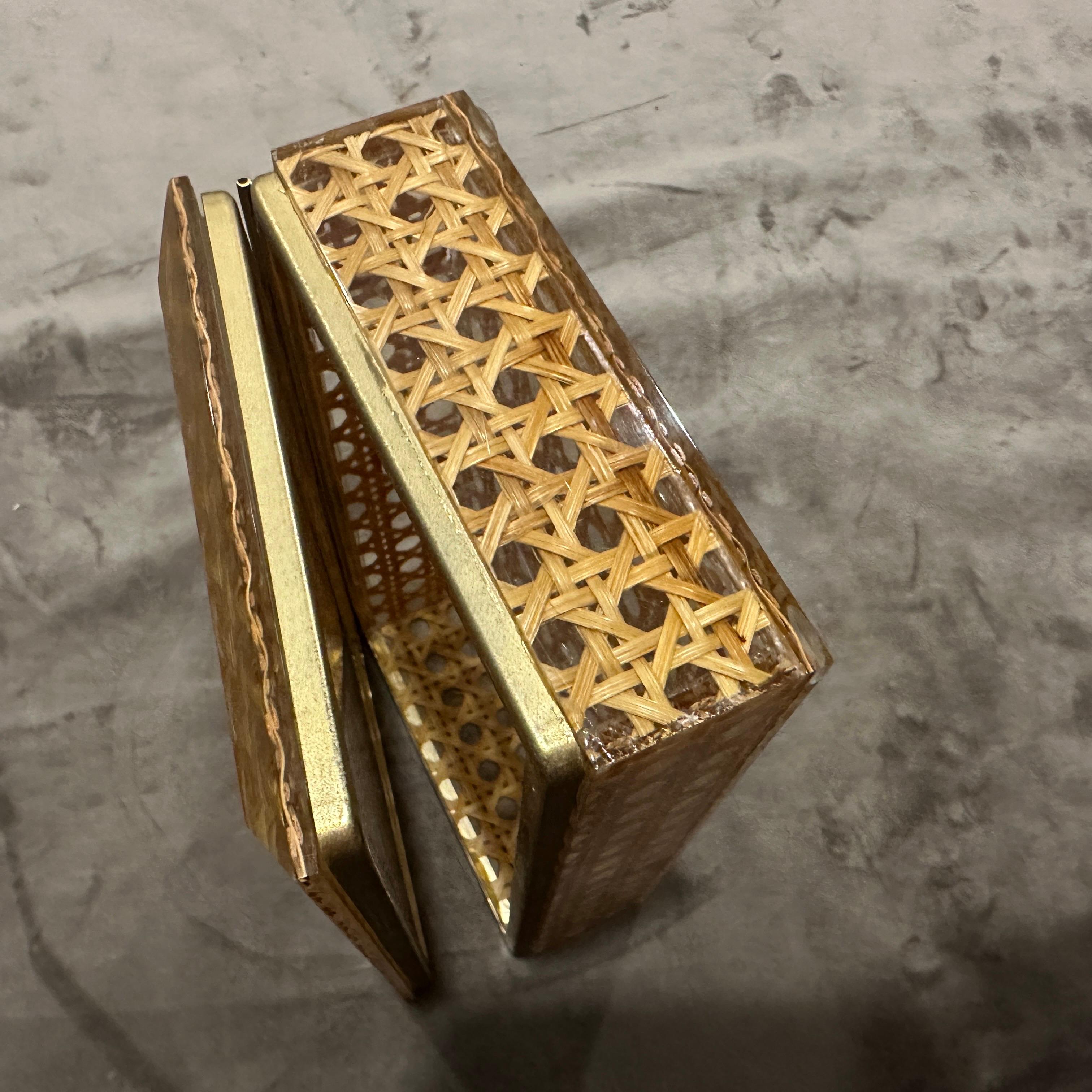 Caja rectangular de plexiglás y paja de Viena de los años 80 a la manera de Dior Home en venta 1