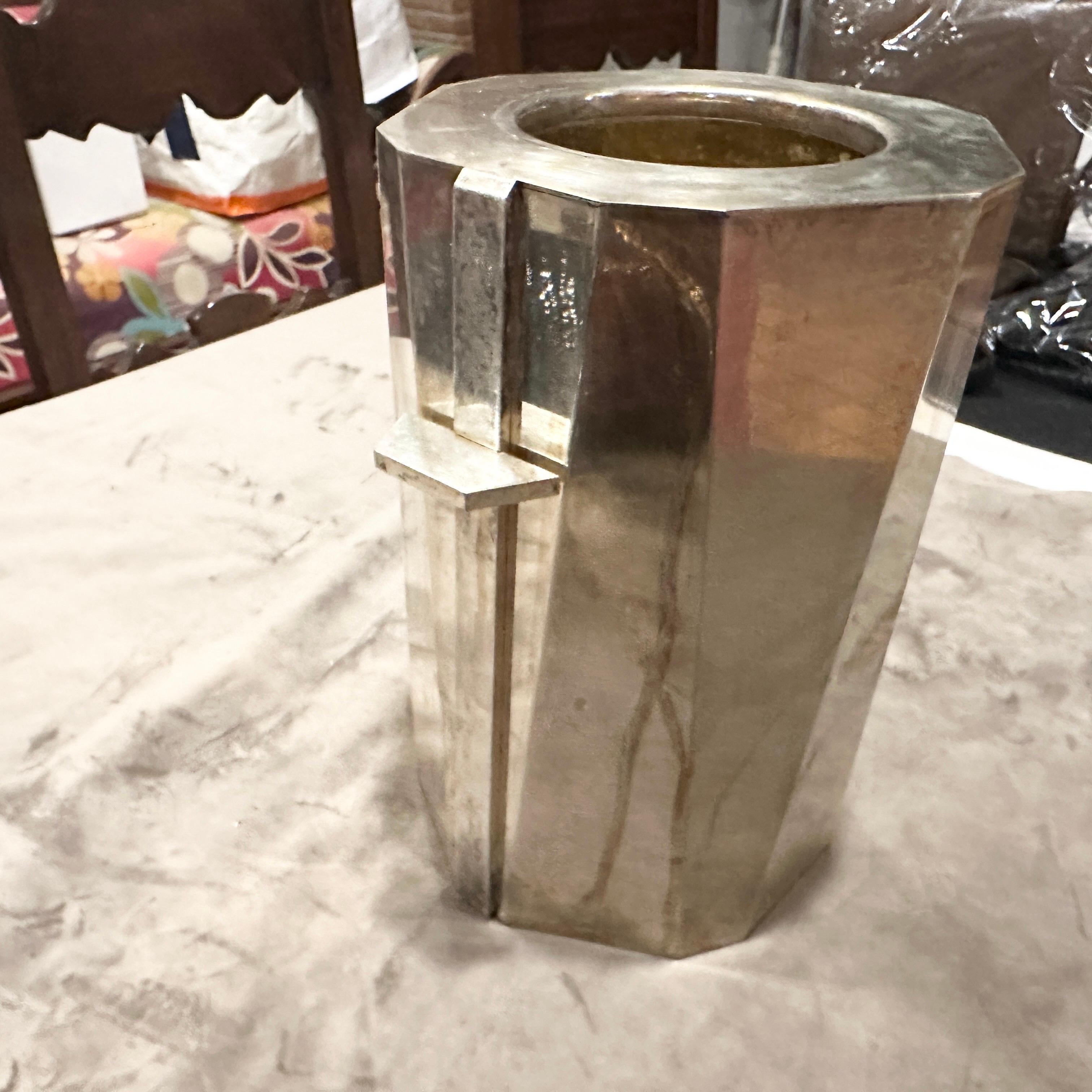 Eine hohe Qualität 1940er Jahre Art Deco versilbert italienischen Weinkühler im Angebot 2