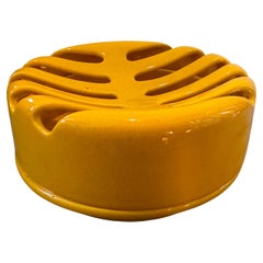 1970s Modern Yellow Ceramic Italian Ashtray by Liisi Beckmann for Gabbianelli