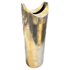 1970s Minimalist Silver Plated Sculptural Vase designed by Lino Sabattini