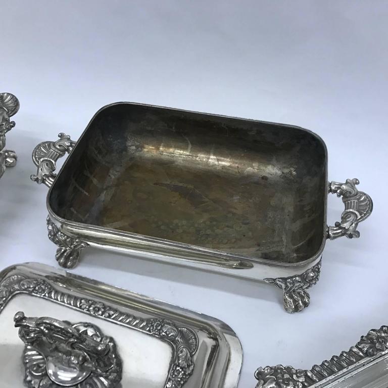 Pair of Old Sheffield Plate English Entree Dishes, circa 1830 For Sale