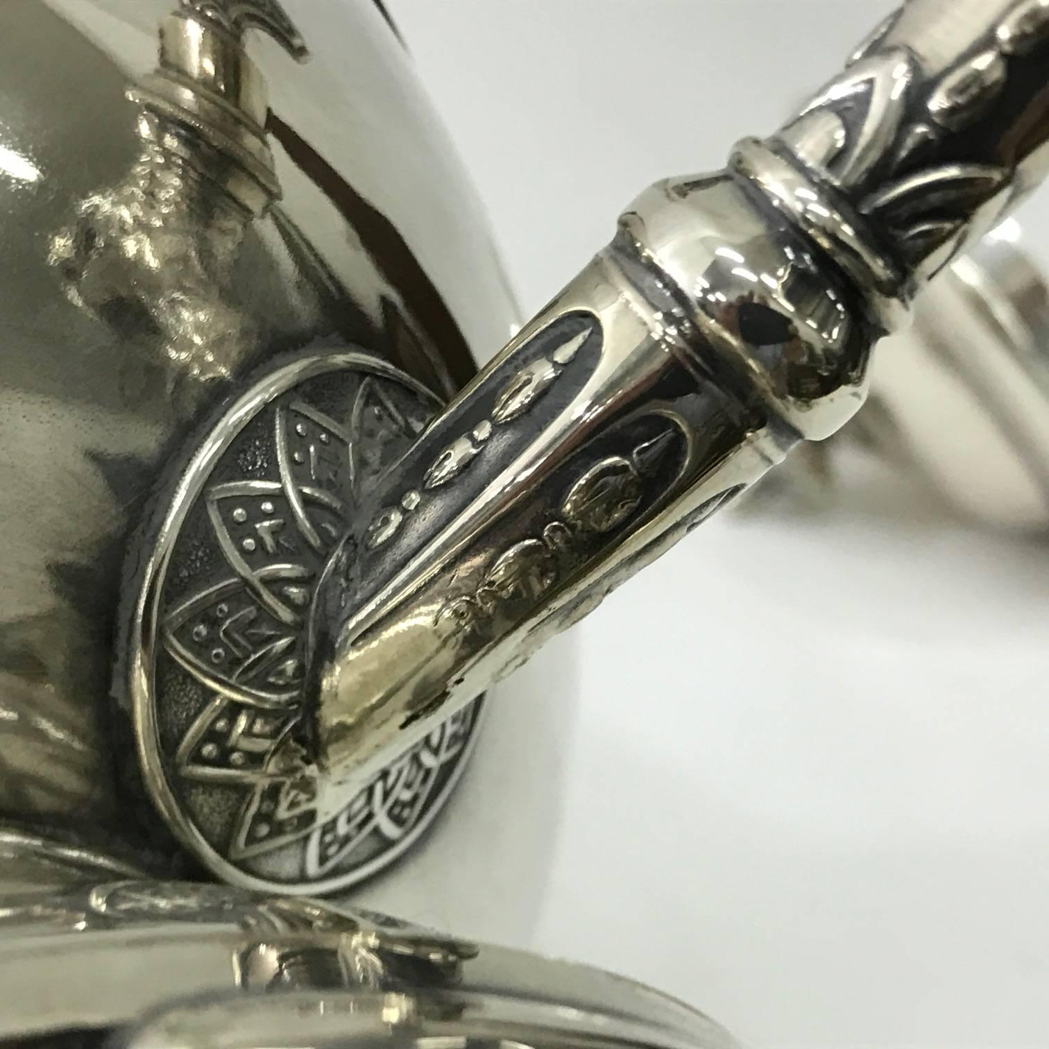 Tiffany & Co. Art Nouveau Samovar, Silver Plate In Excellent Condition In Aci Castello, IT