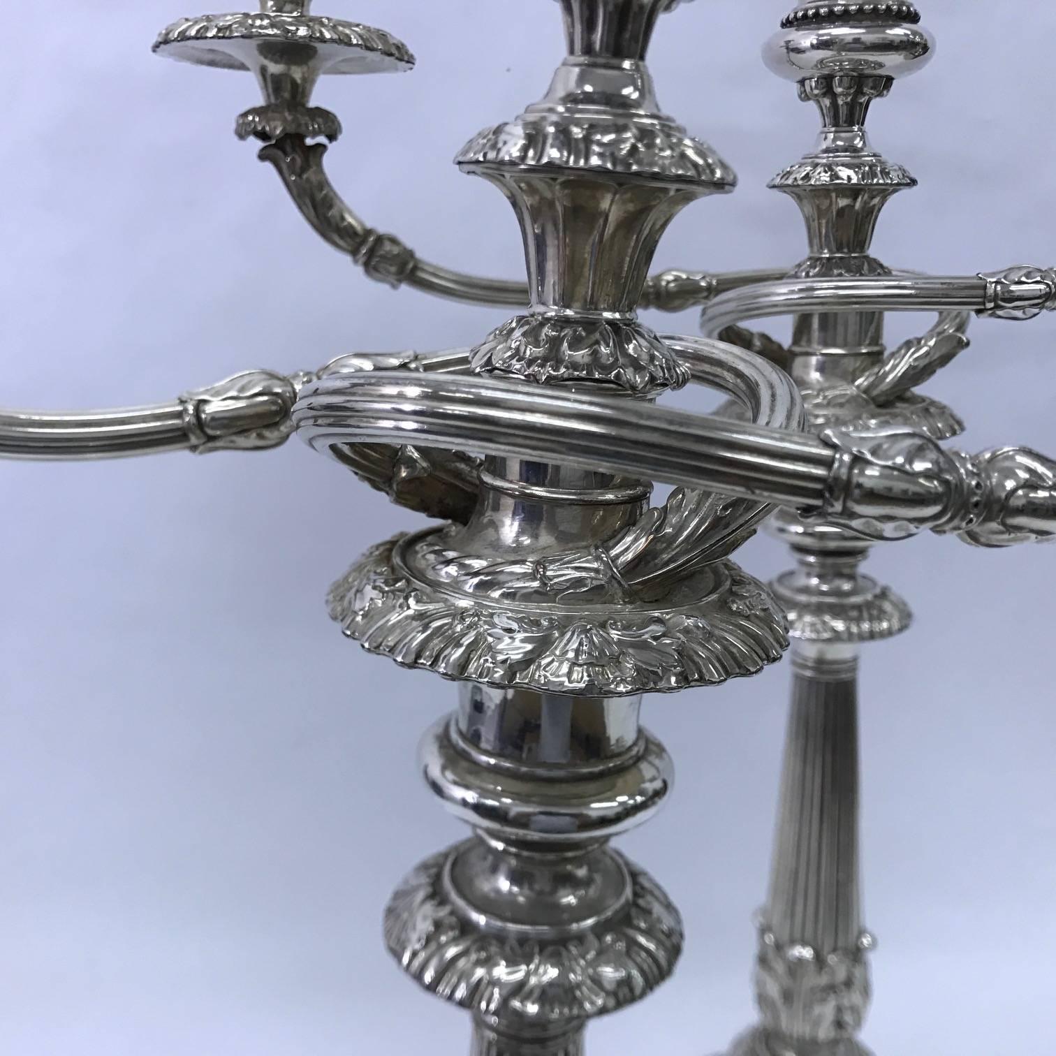 Three's arms candelabra made by Matthew Boulton in 1830-1840. In old sheffield plate, good conditions, very big size.