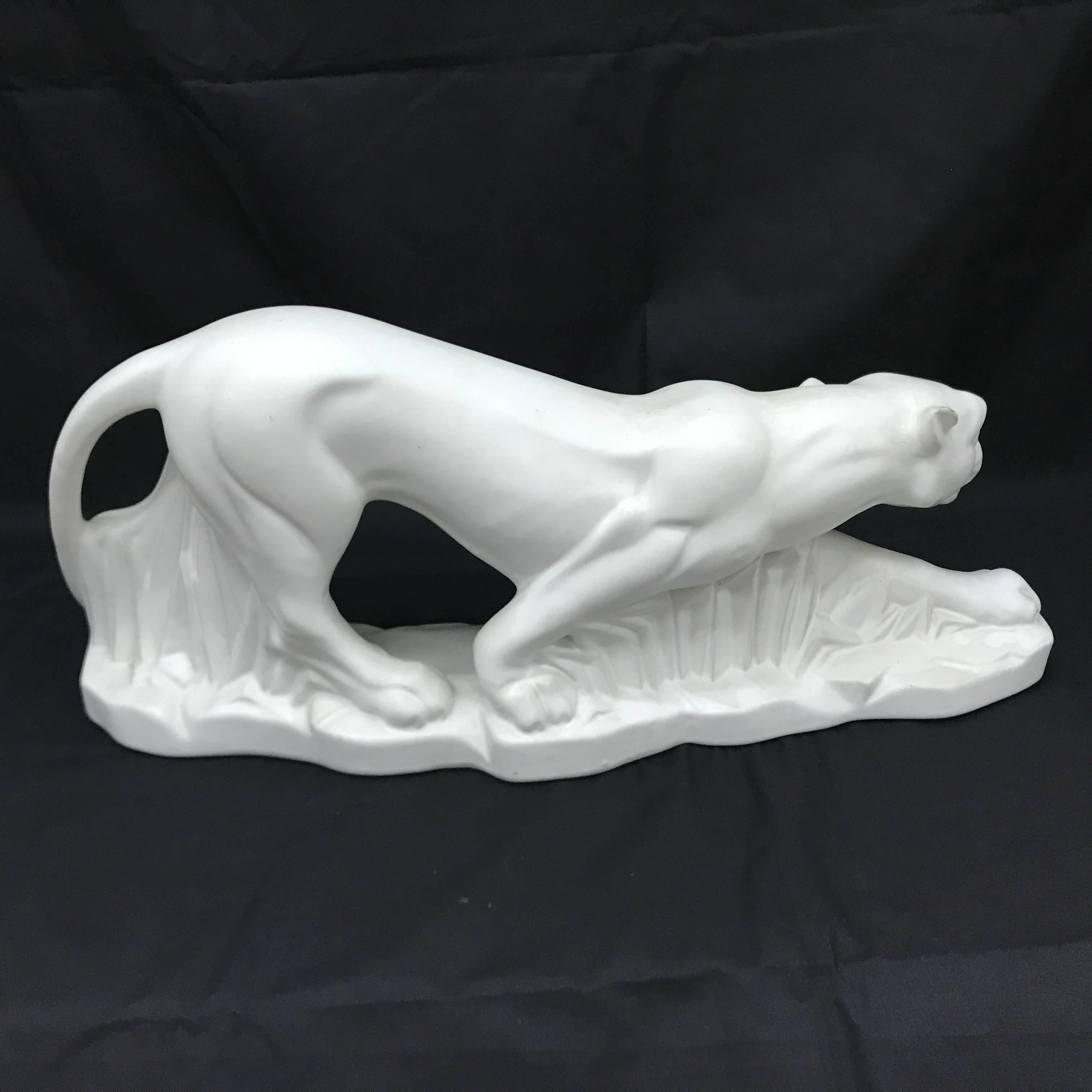 Mid-20th Century Art Deco Ceramic Sculpture of a White Panther, Italy, circa 1930