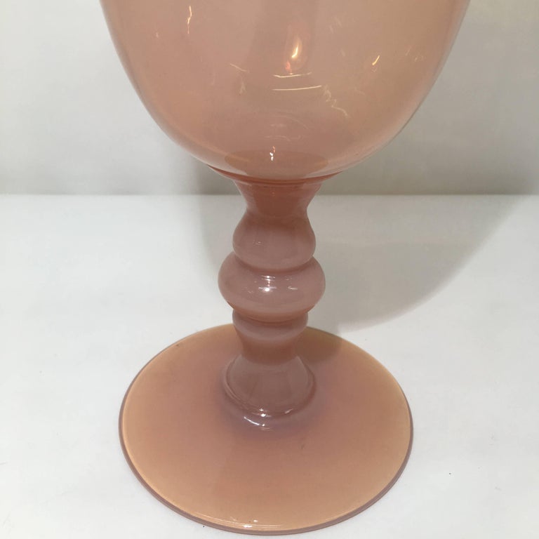 This is a particular pink Murano glass goblet designed and manufactured in Italy by VNC in the Thirties, it's in perfect conditions and It's labeled on a side.