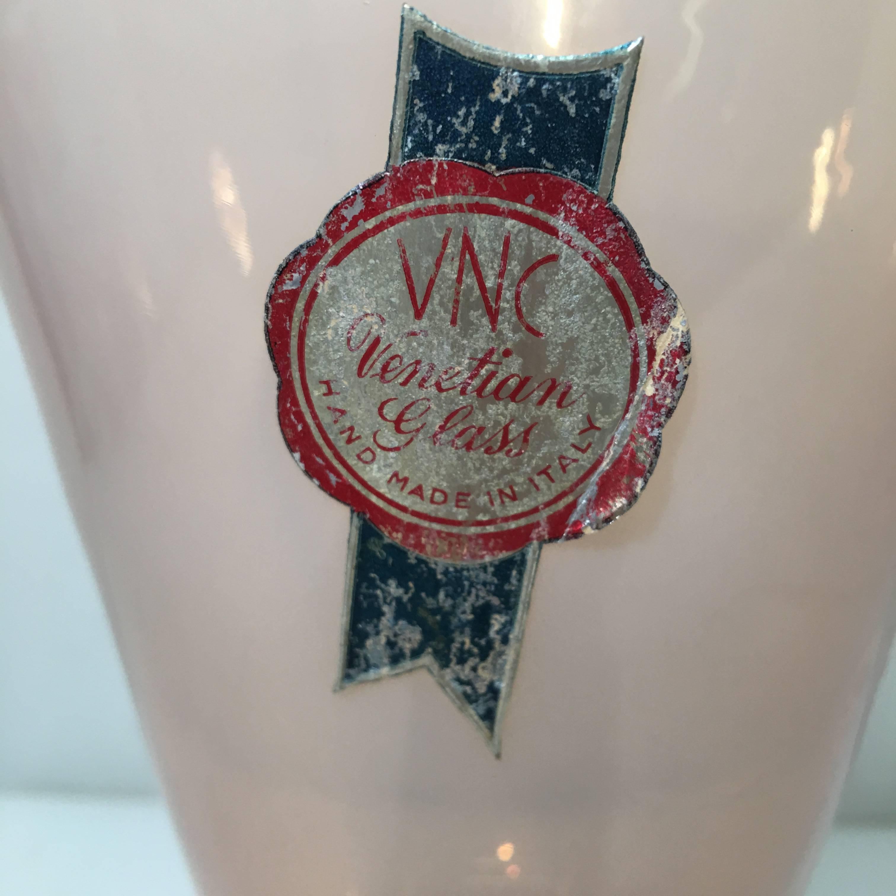 Fait main Gobelet en verre de Murano rose ancien des années 1930 par Vincenzo Nason & Cie en vente