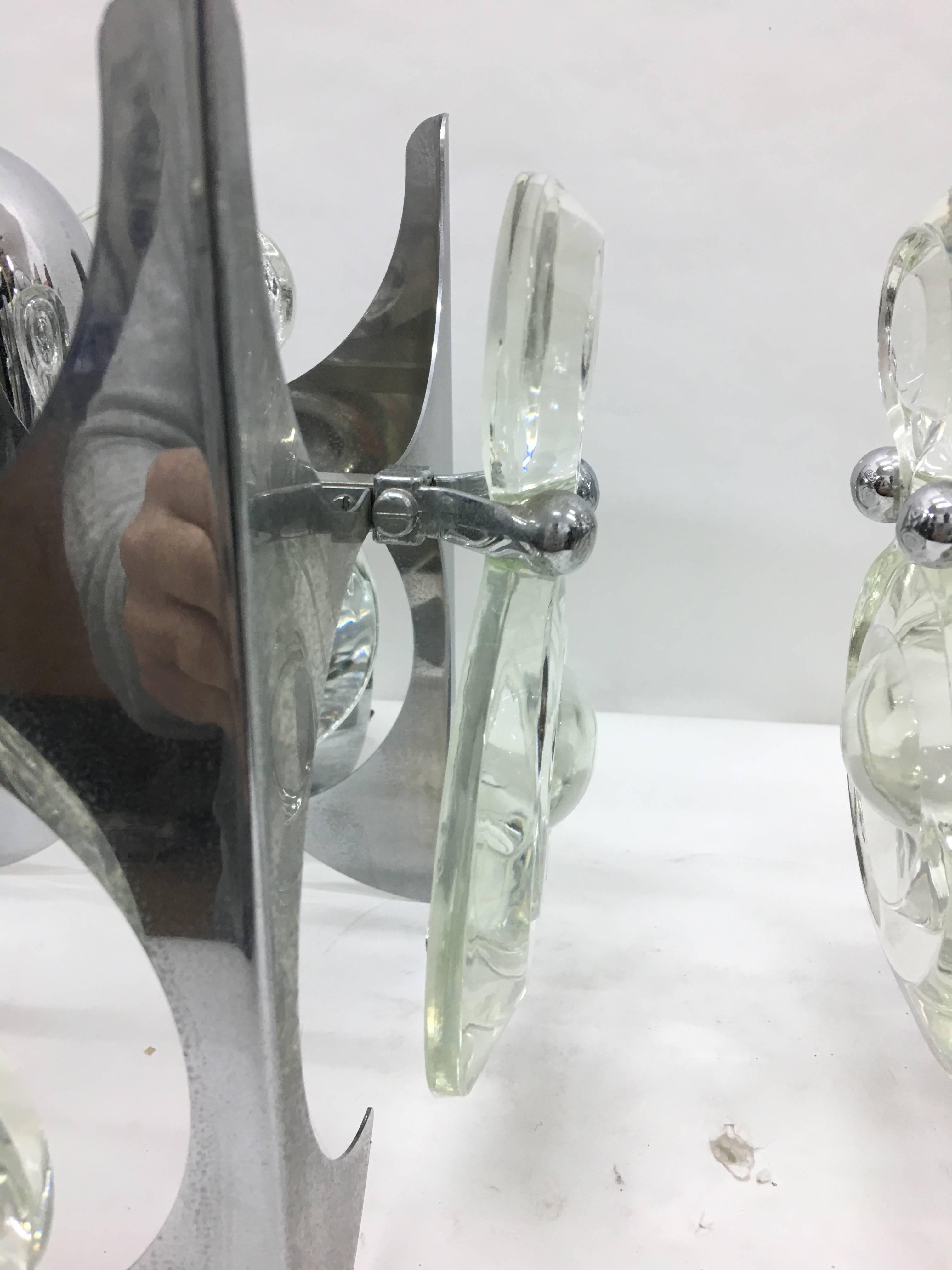 Italian Pair of Chrome and Magnifying Glass Pendants by Gaetano Sciolari, 1970