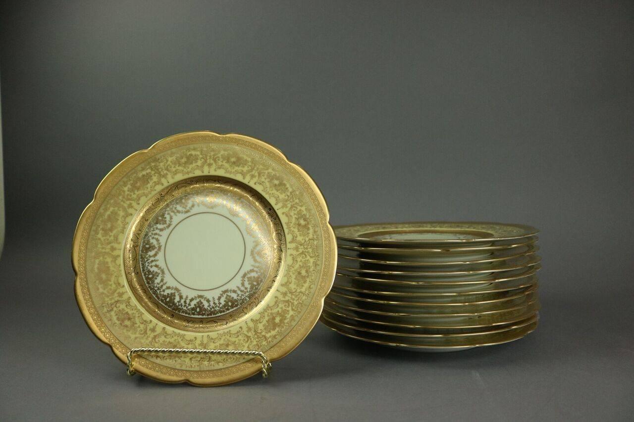 12 Heinrich & Co. Selb Bavaria Gold Gilt Edgerton Pickard Plates, 19th Century In Good Condition In Big Flats, NY