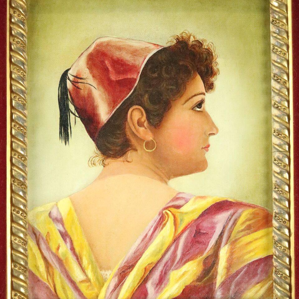 Antique oil on canvas painting of Moorish or Persian maiden in Classic garb framed in gilt and velvet surround, 20th century

Measures: 18.75
