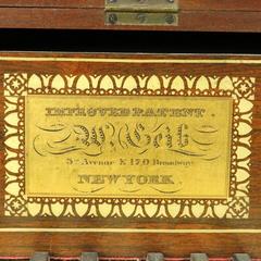Antique Piano Forte en acajou par John Geib & Sons Attribué à Duncan Phyfe